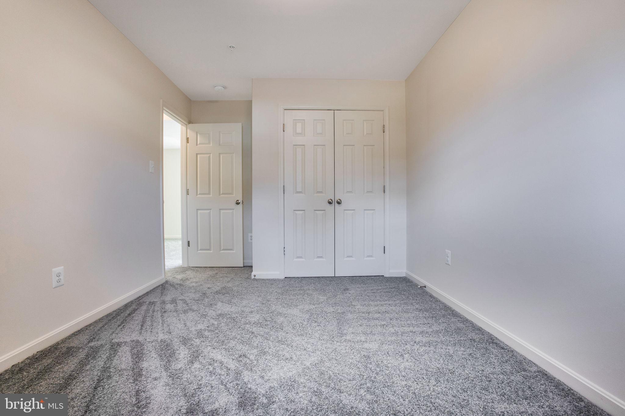 CATONSVILLE MANOR - Residential