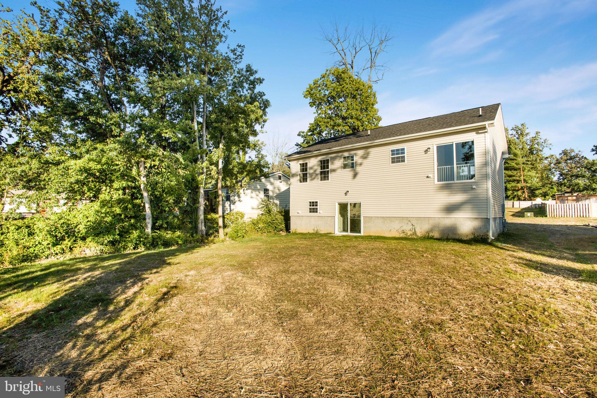 CATONSVILLE MANOR - Residential