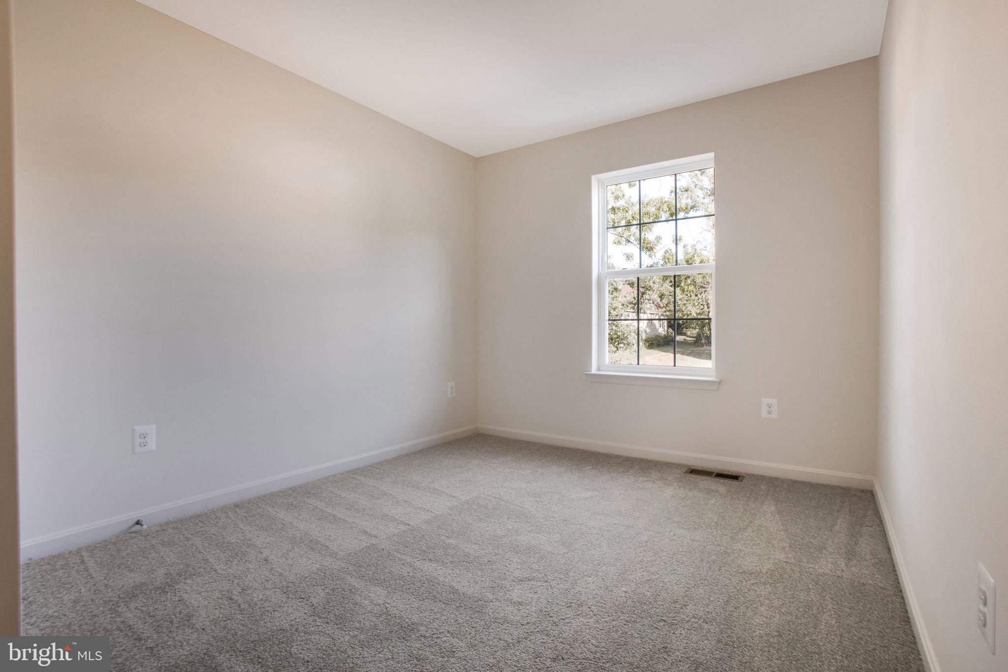 CATONSVILLE MANOR - Residential