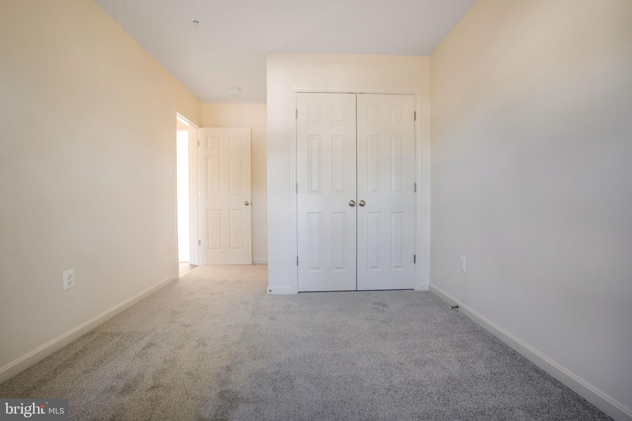 CATONSVILLE MANOR - Residential