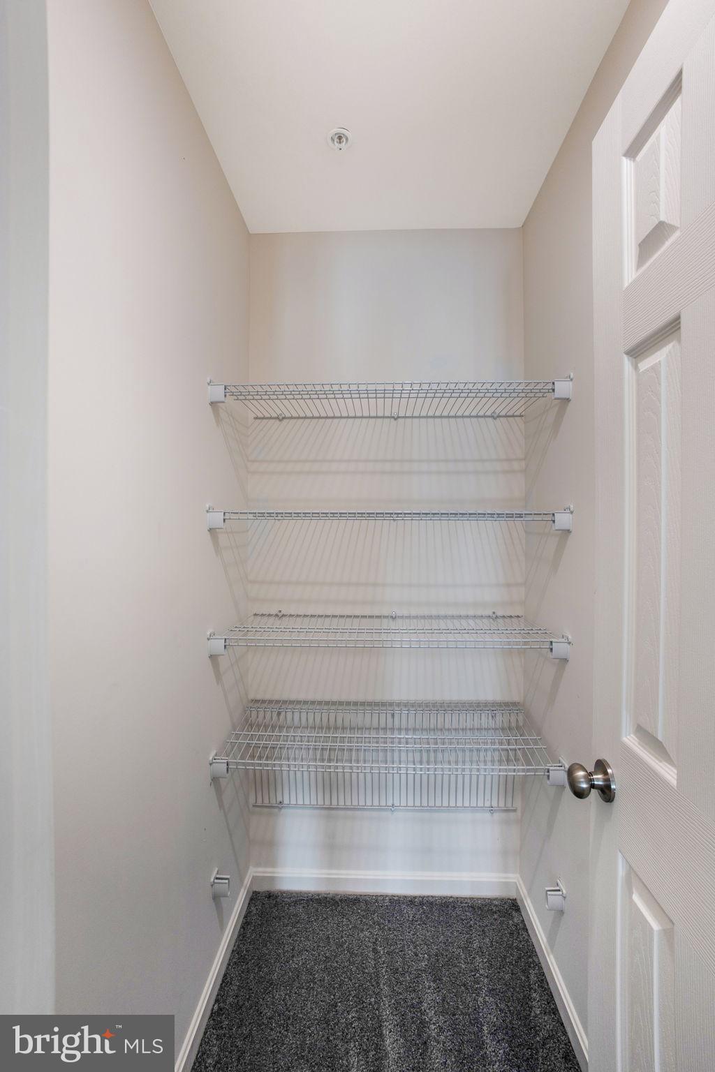 CATONSVILLE MANOR - Residential