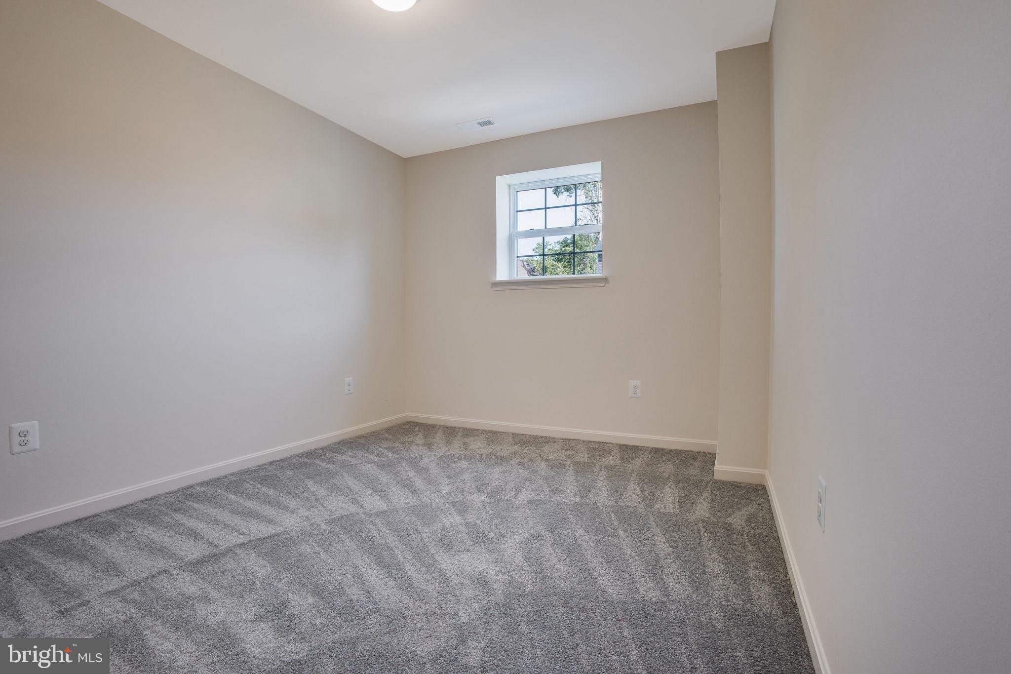 CATONSVILLE MANOR - Residential