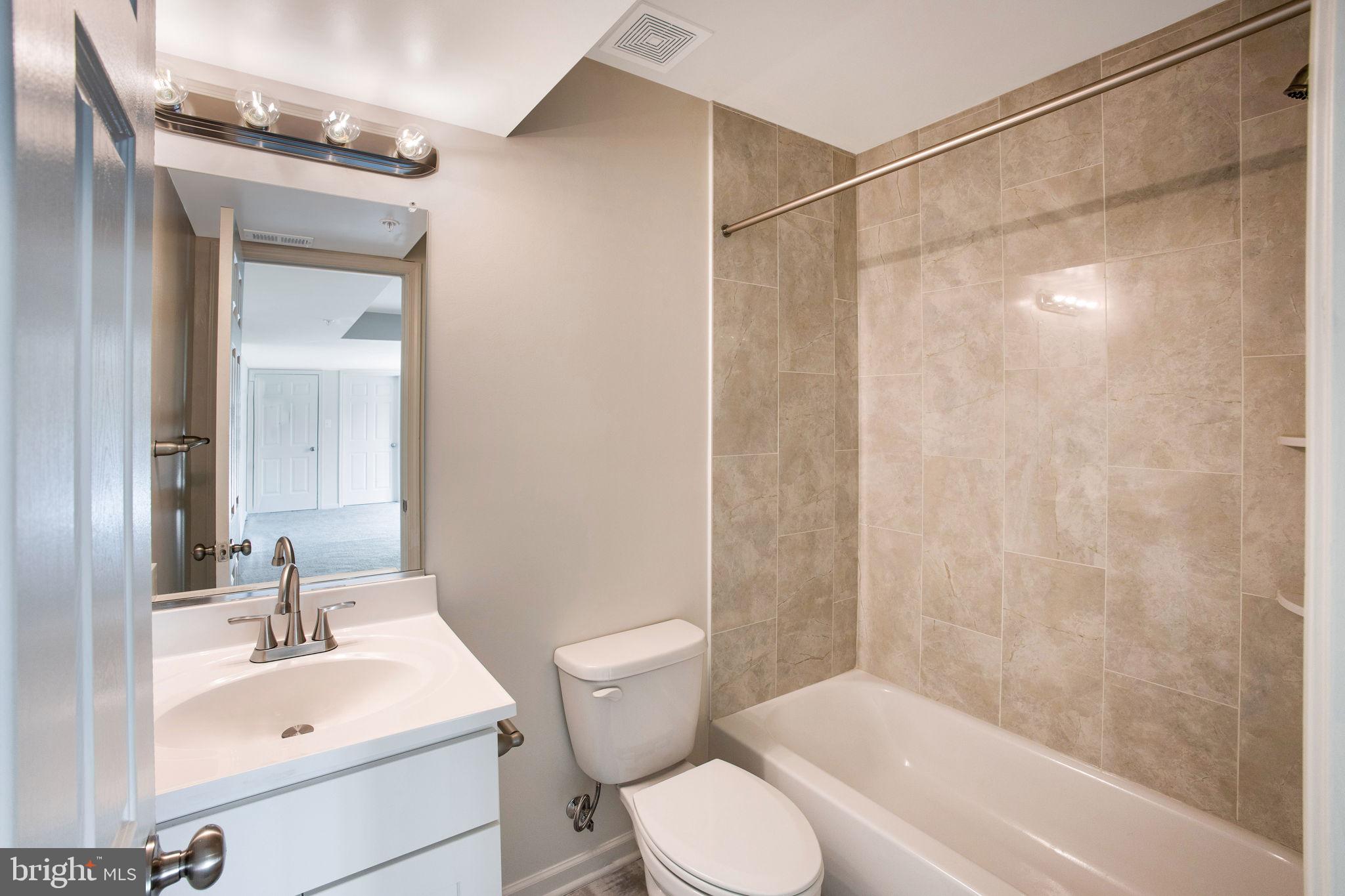 CATONSVILLE MANOR - Residential