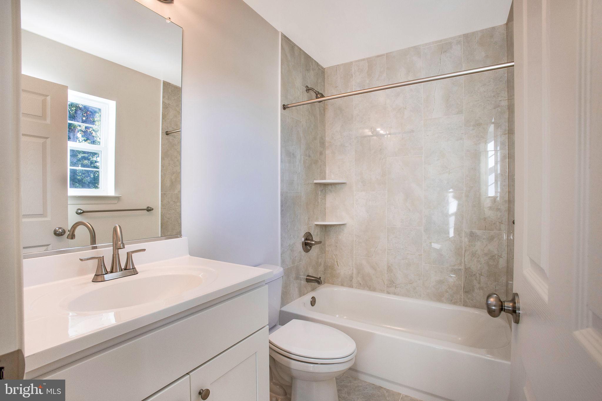 CATONSVILLE MANOR - Residential