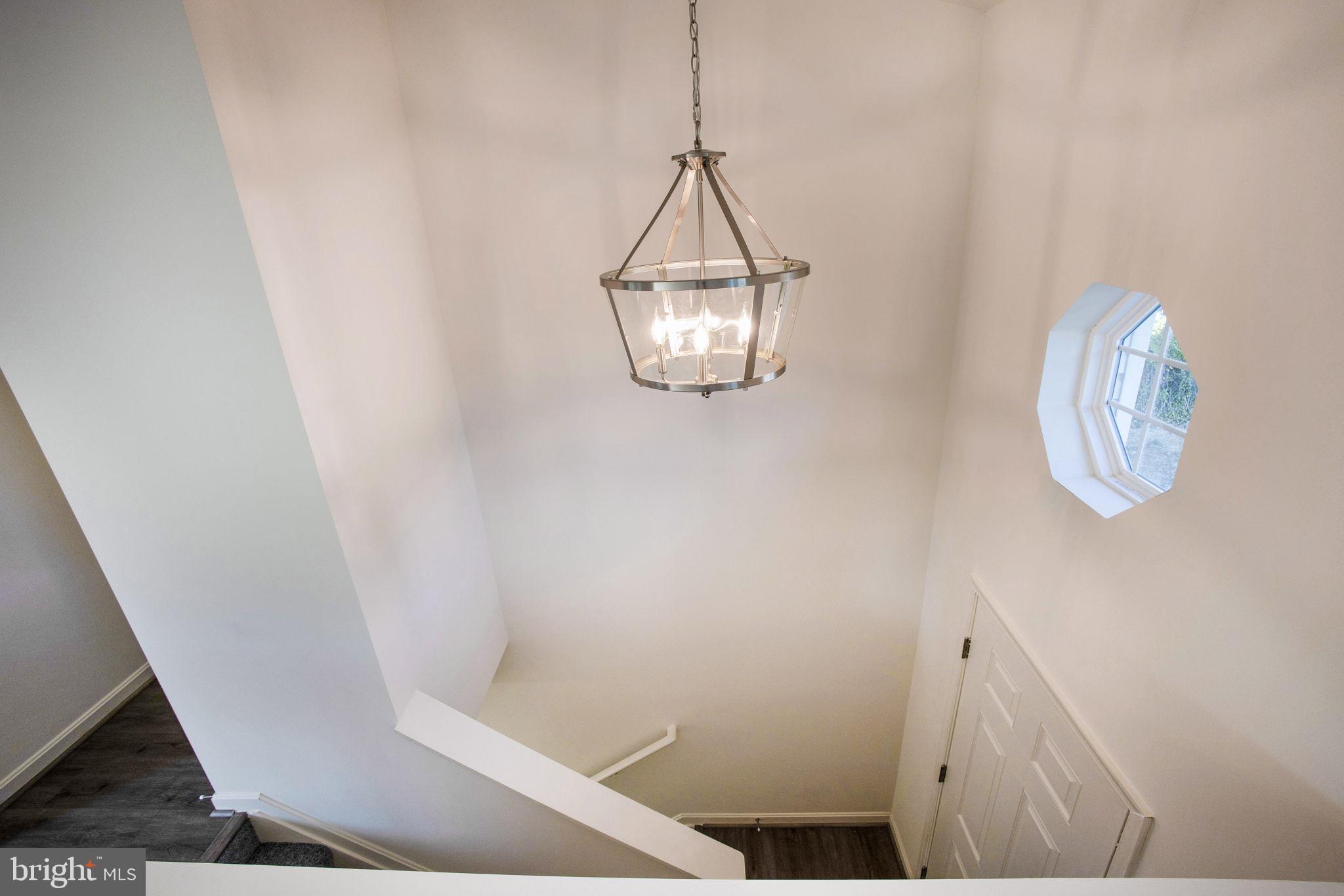 CATONSVILLE MANOR - Residential