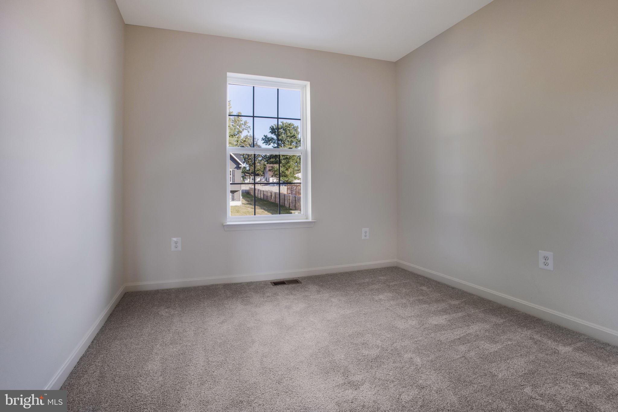 CATONSVILLE MANOR - Residential