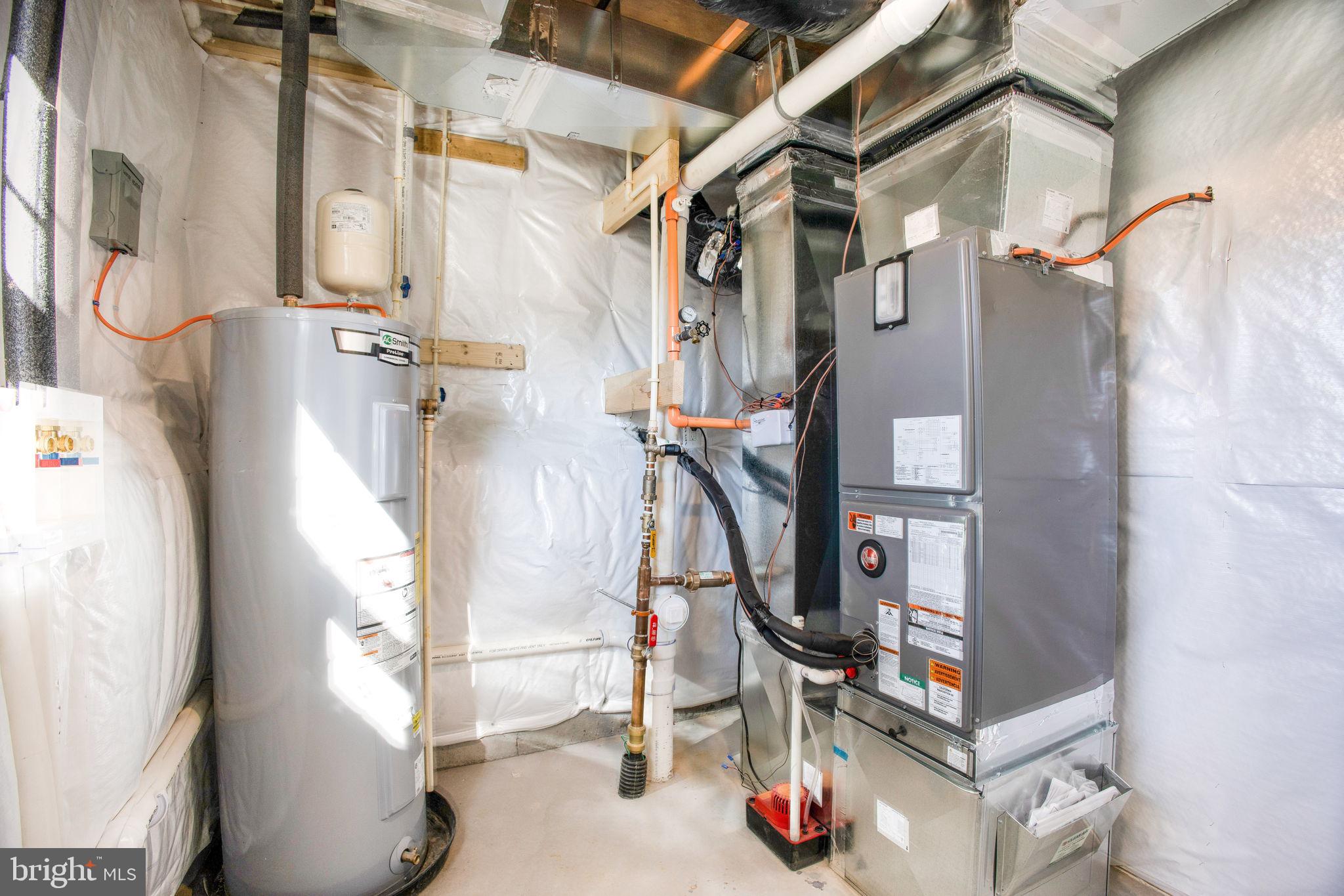 CATONSVILLE MANOR - Residential