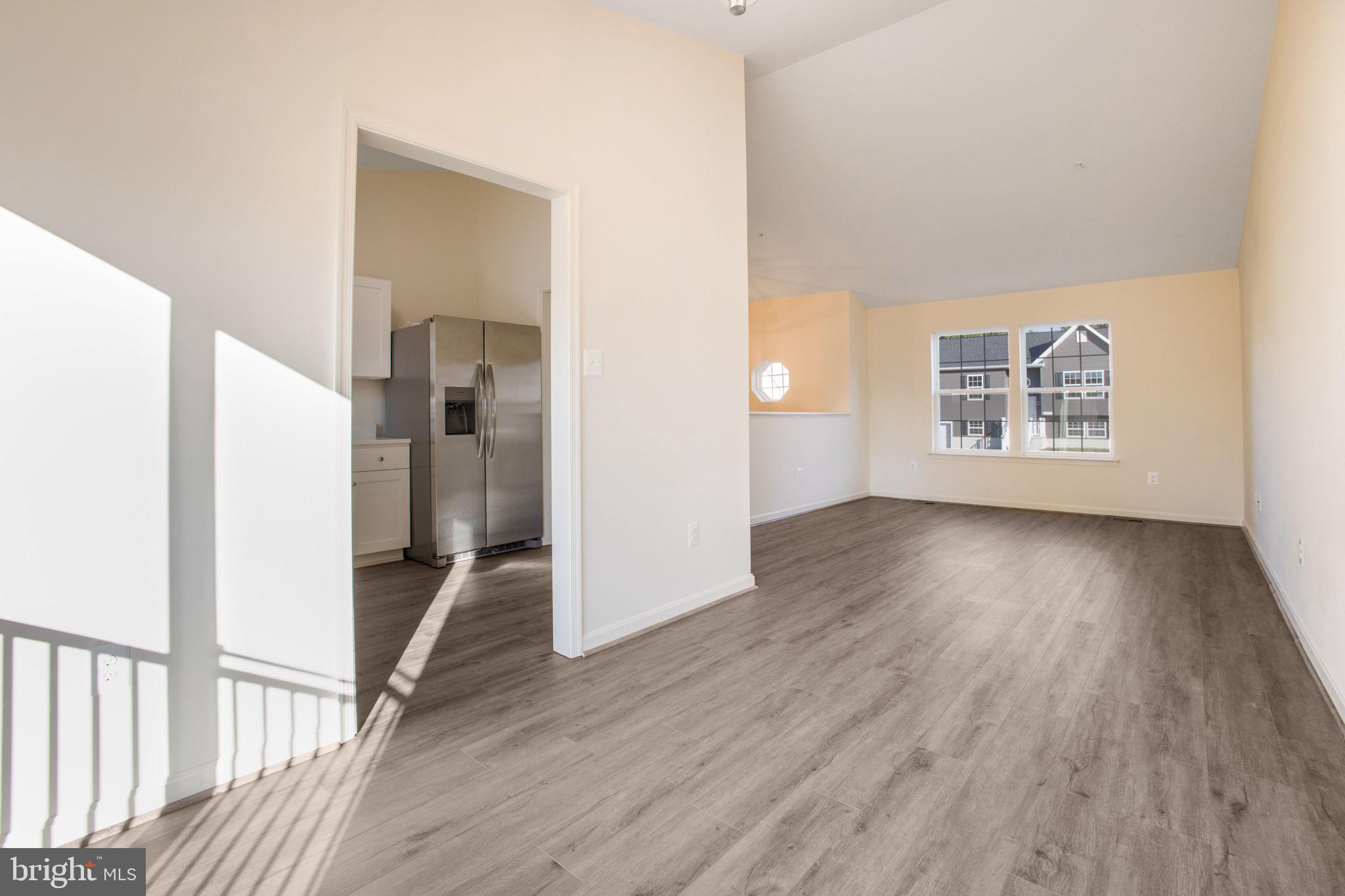 CATONSVILLE MANOR - Residential