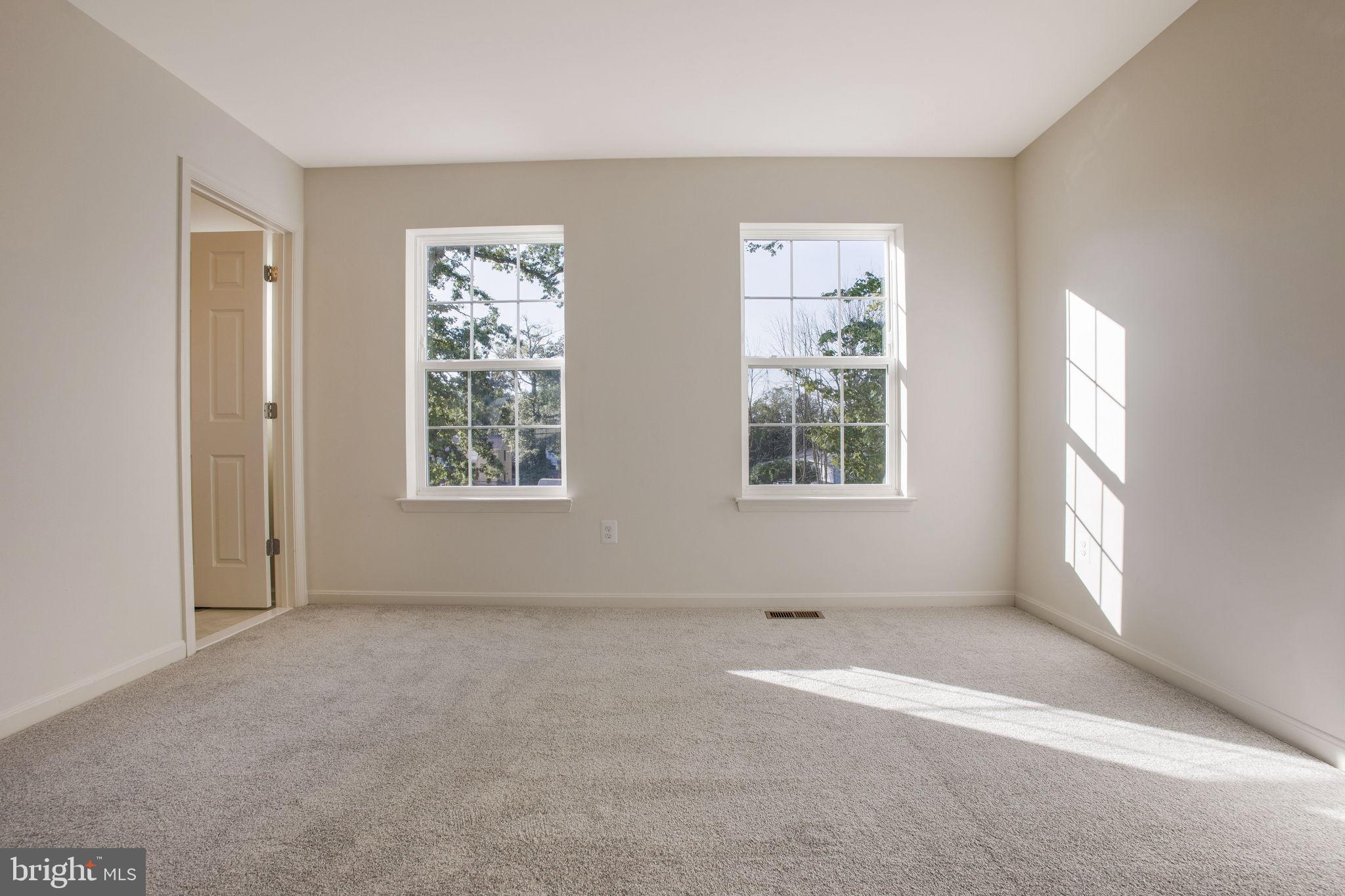 CATONSVILLE MANOR - Residential