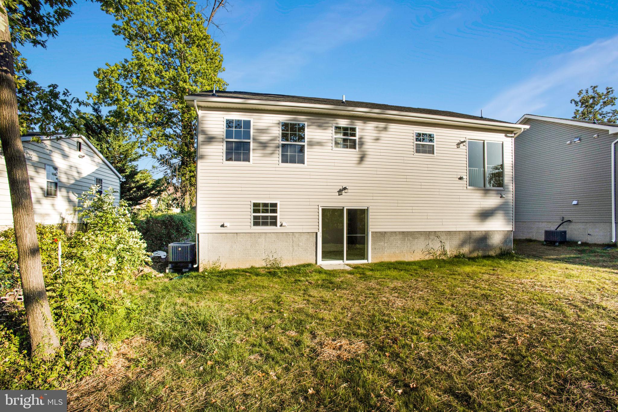 CATONSVILLE MANOR - Residential