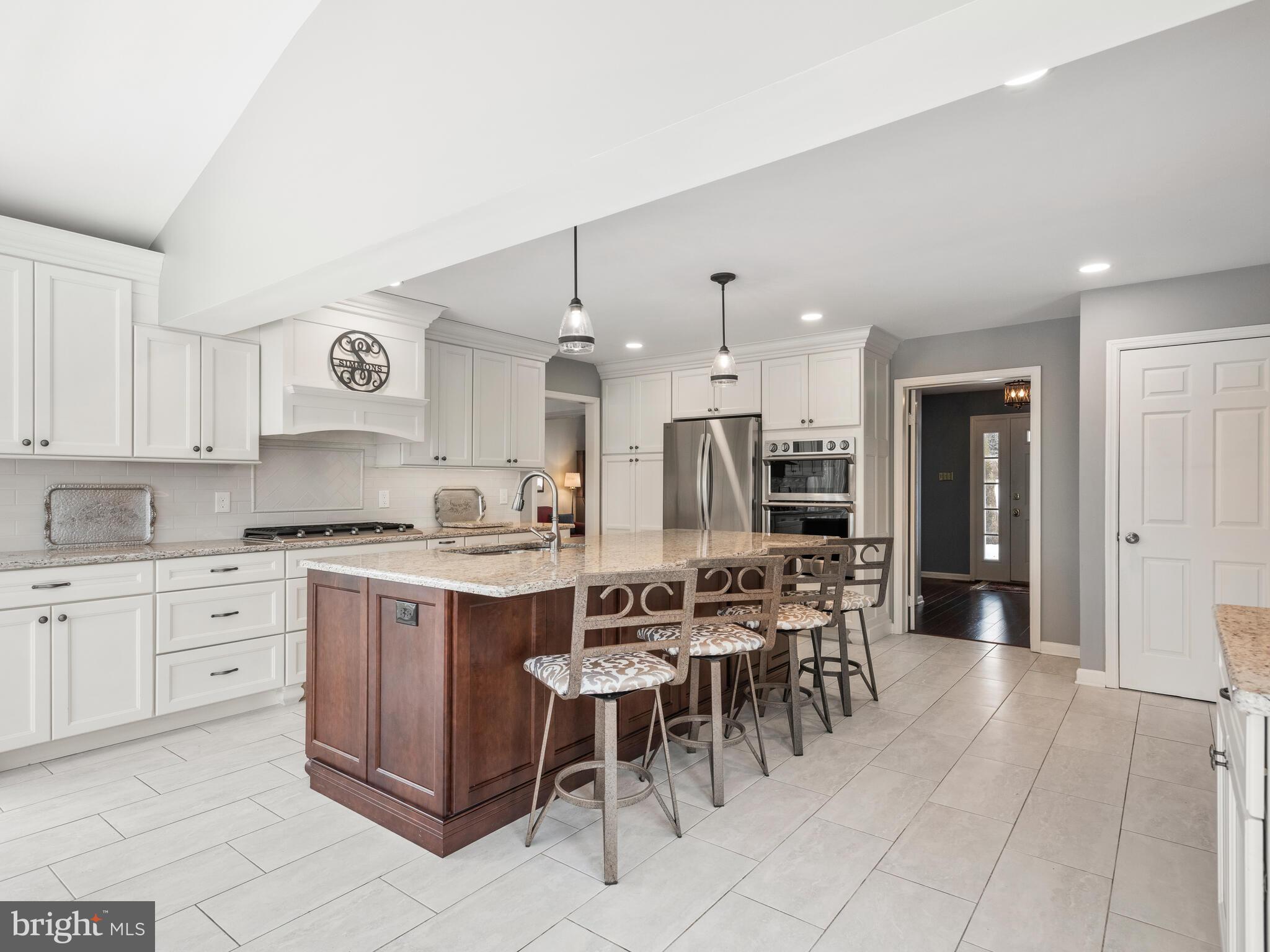 BOW TREE - Residential