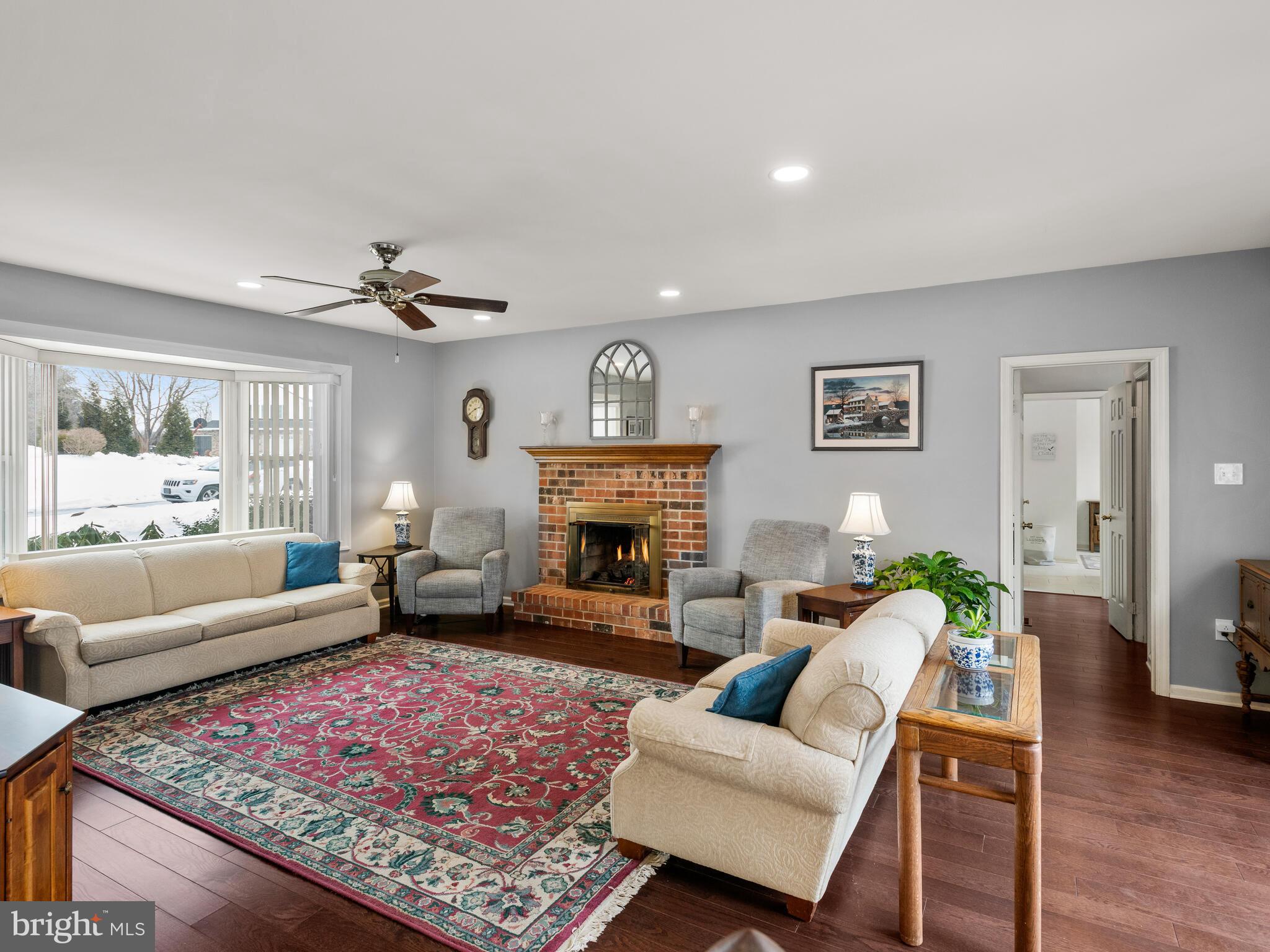 BOW TREE - Residential