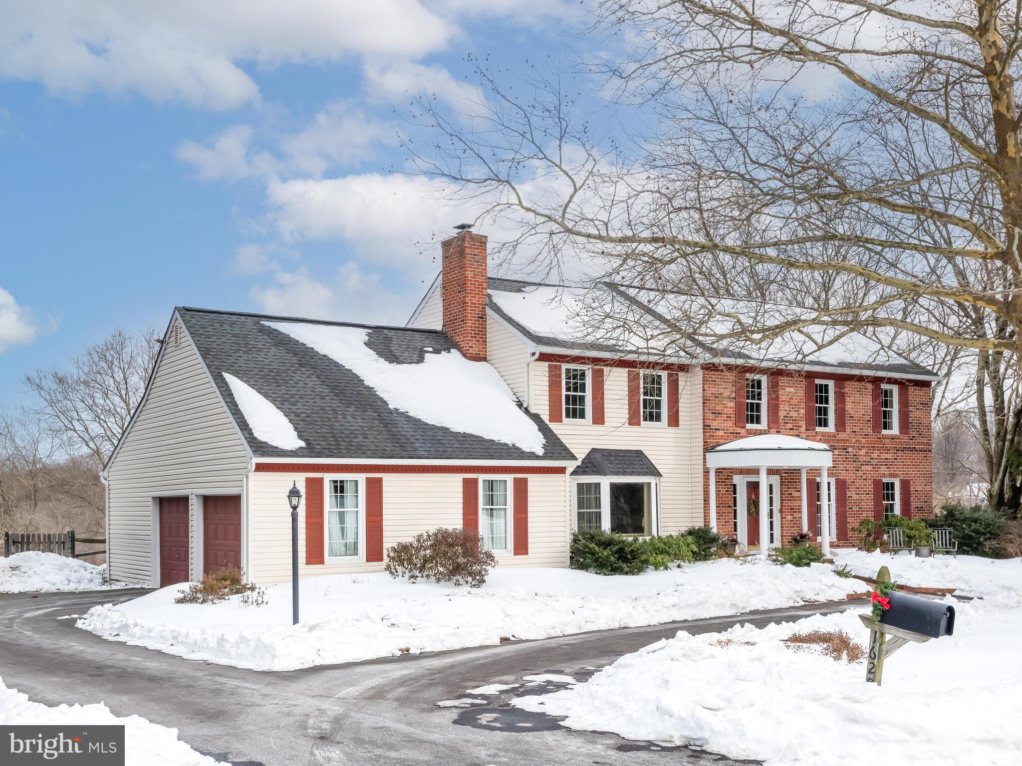 BOW TREE - Residential