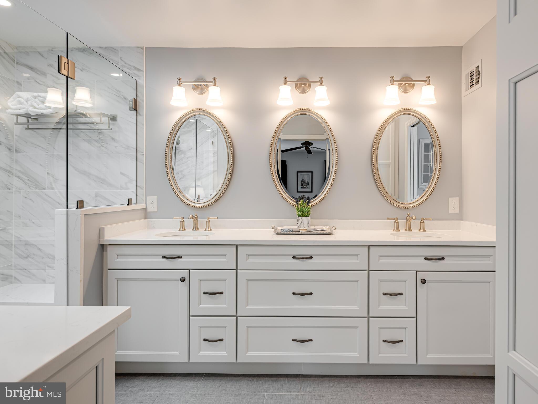 BOW TREE - Residential