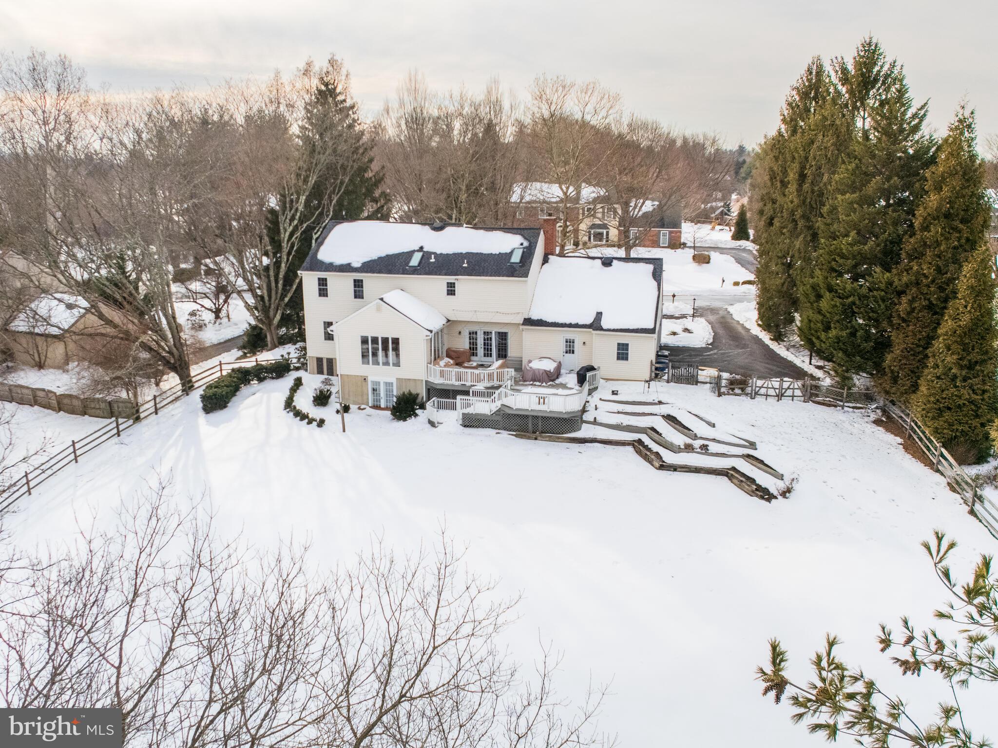 BOW TREE - Residential