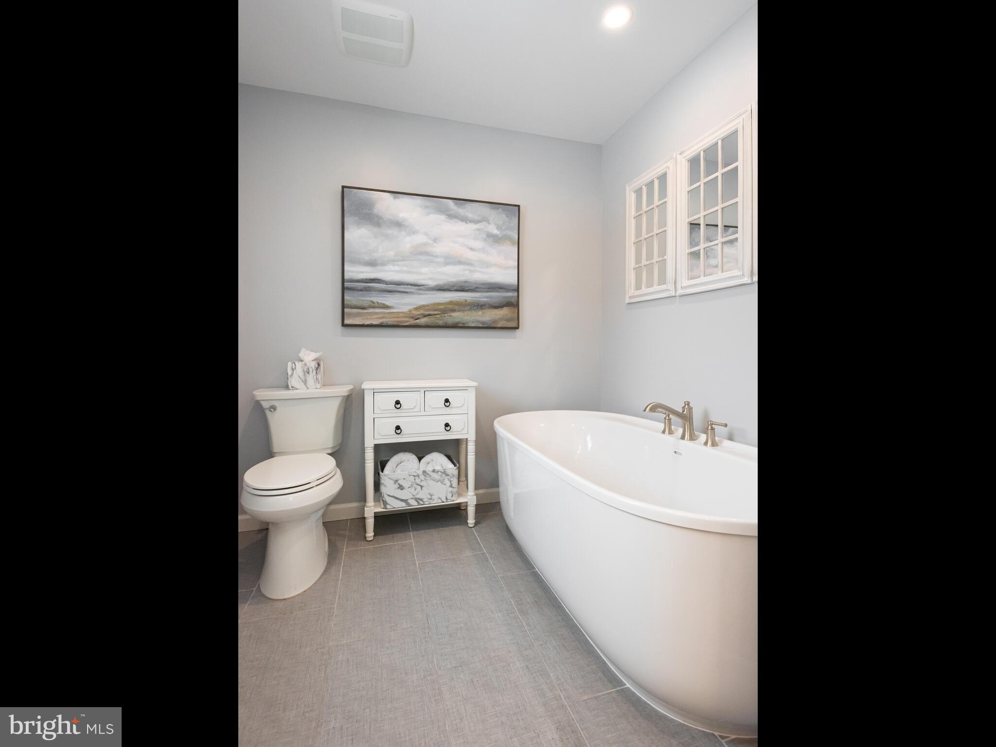 BOW TREE - Residential