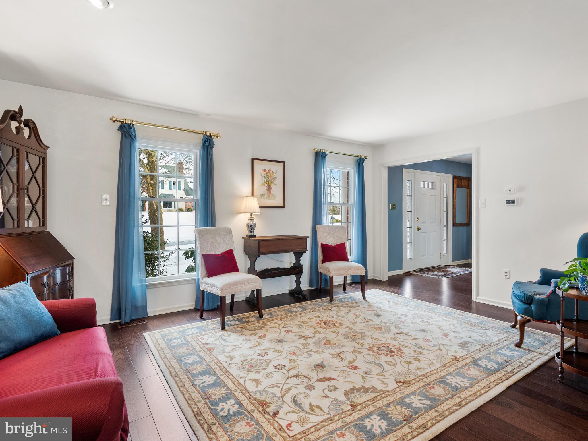 BOW TREE - Residential