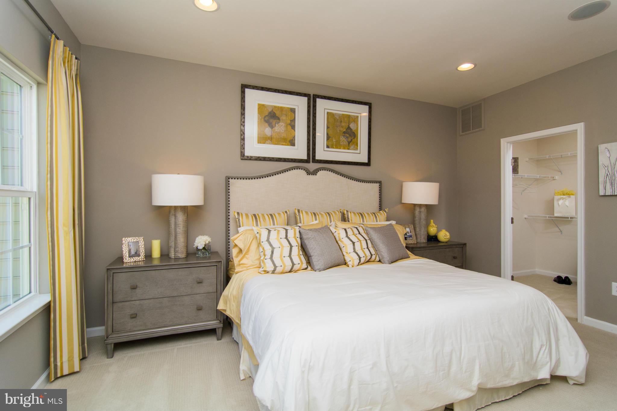 GREENBELT STATION - Residential