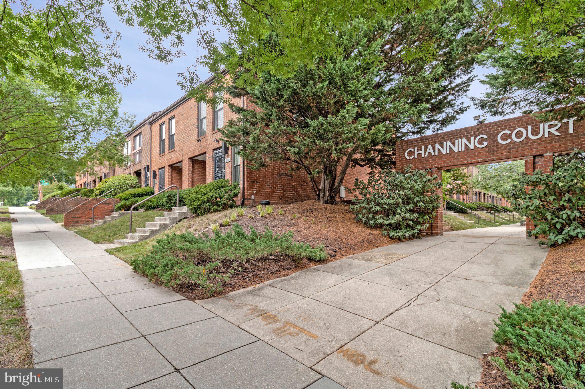 2435 18TH STREET NE 2435