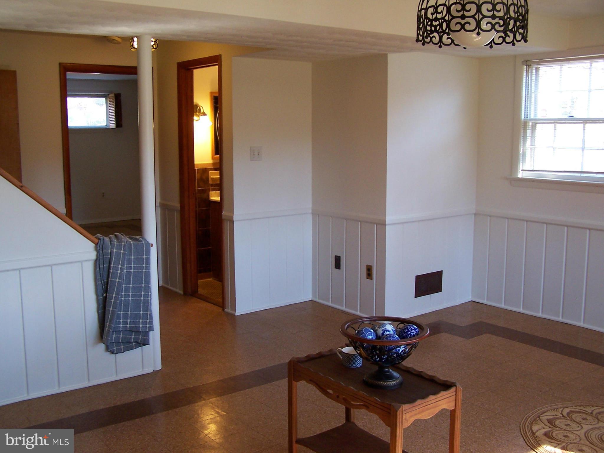 HOLLINDALE - Residential