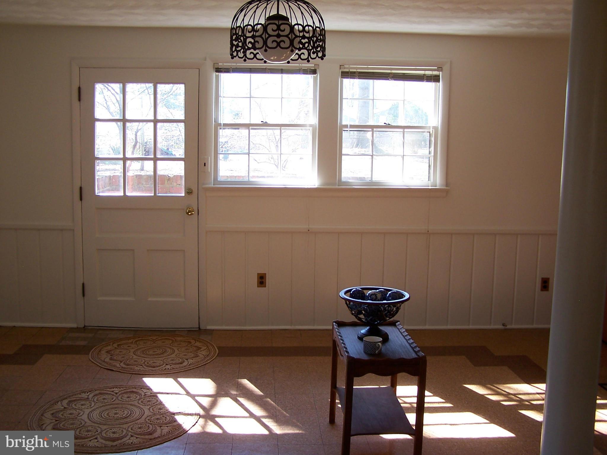 HOLLINDALE - Residential