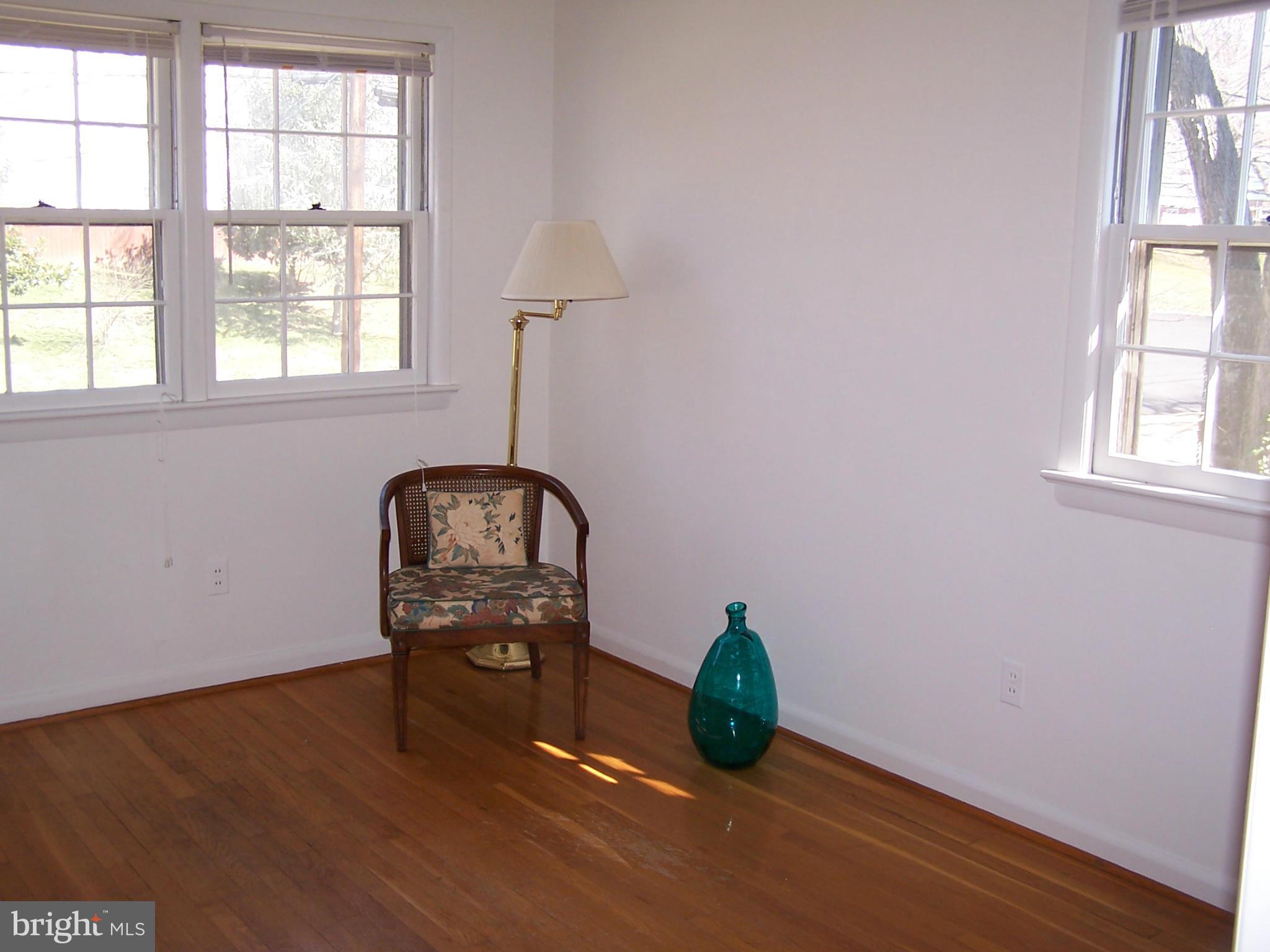 HOLLINDALE - Residential