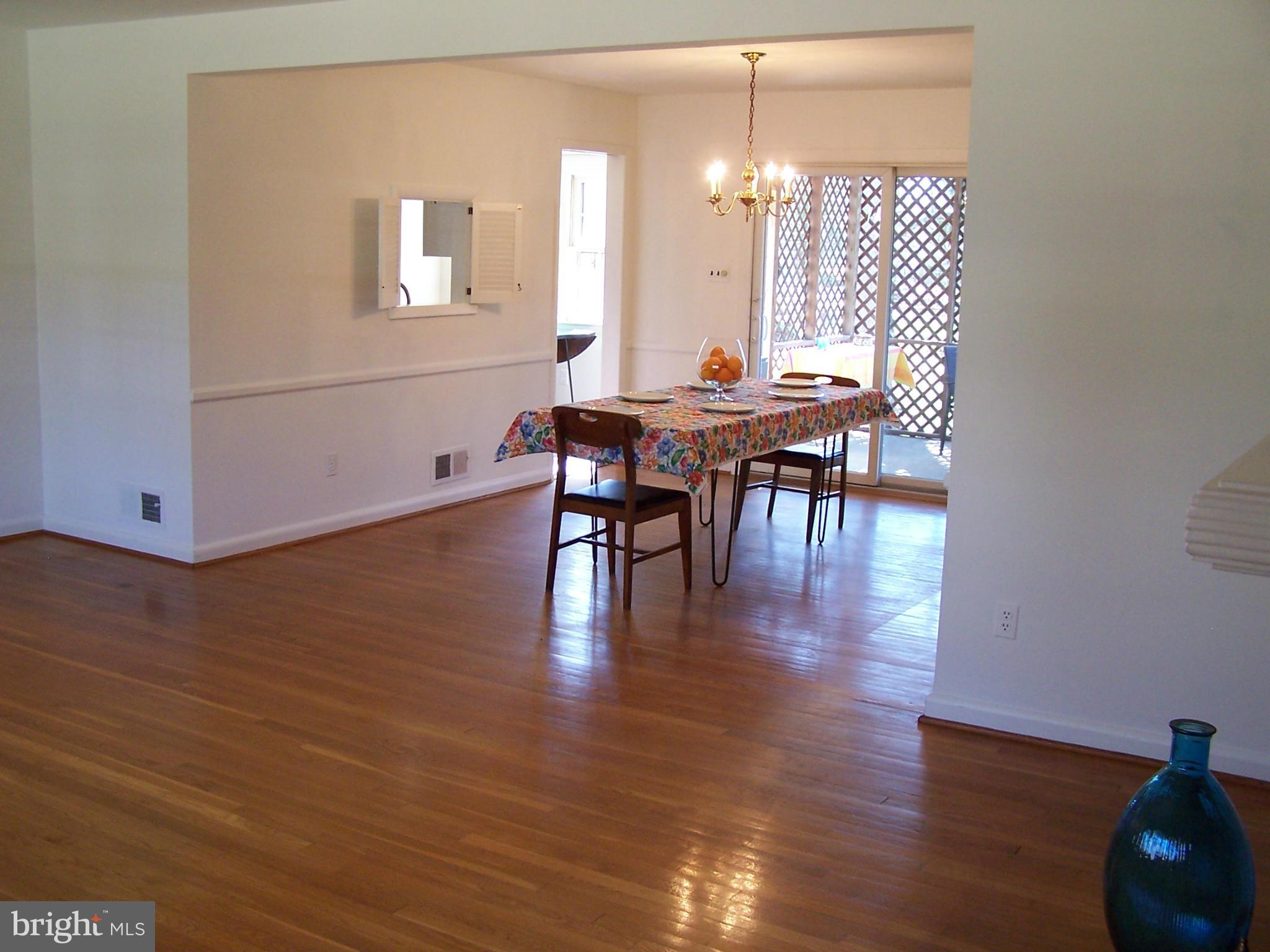 HOLLINDALE - Residential