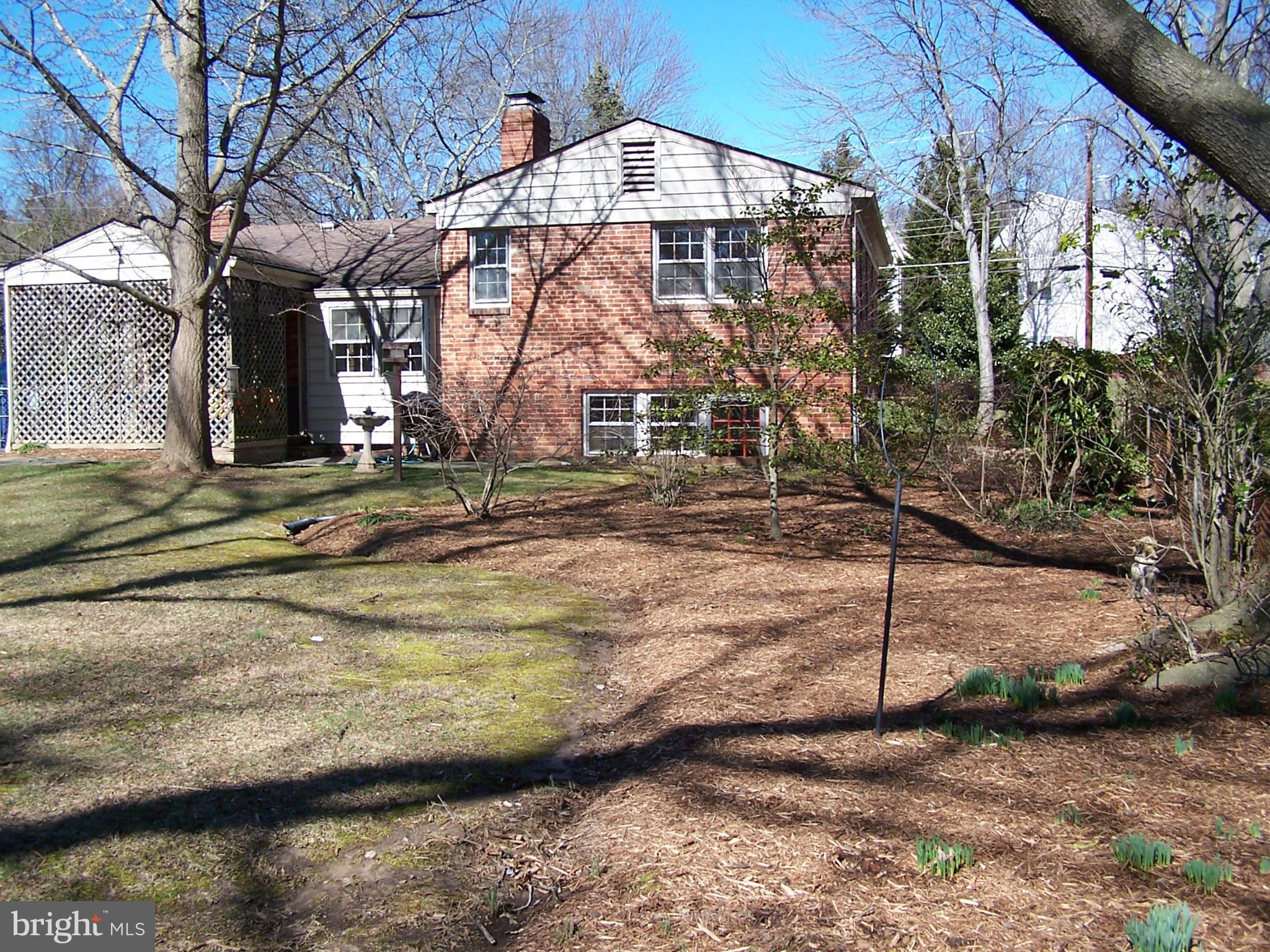 HOLLINDALE - Residential