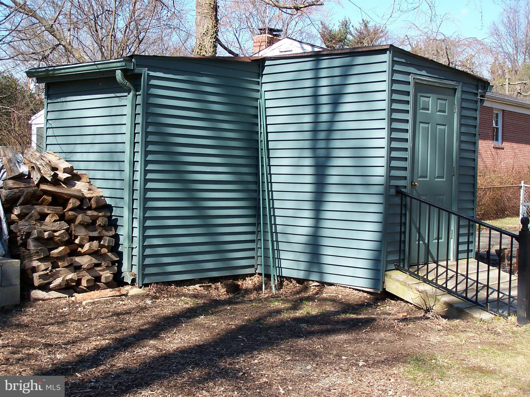 HOLLINDALE - Residential