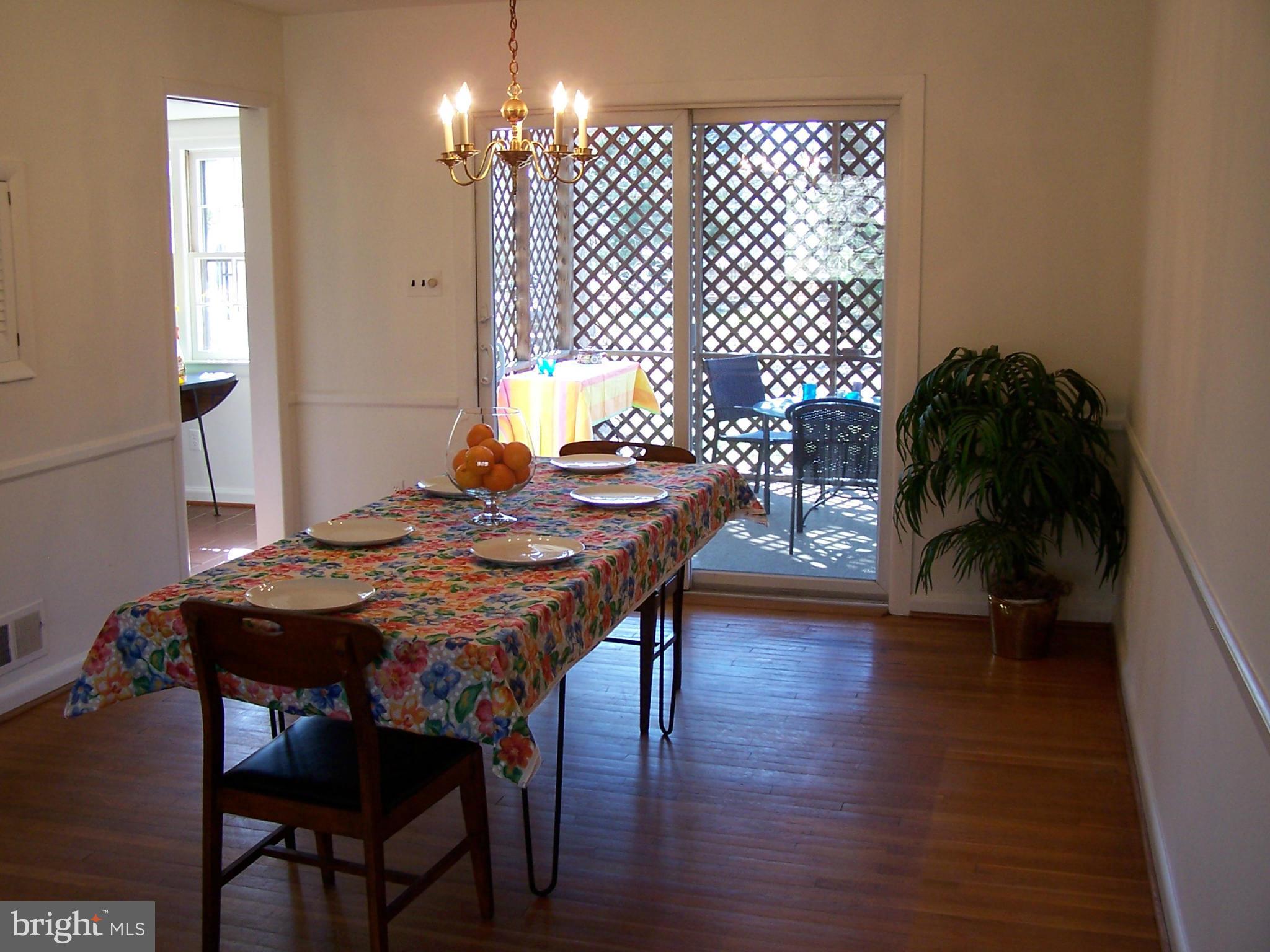 HOLLINDALE - Residential