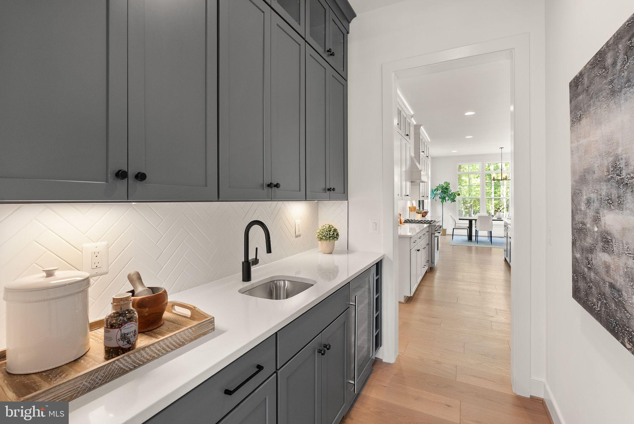 FAIRFAX FARMS - Residential