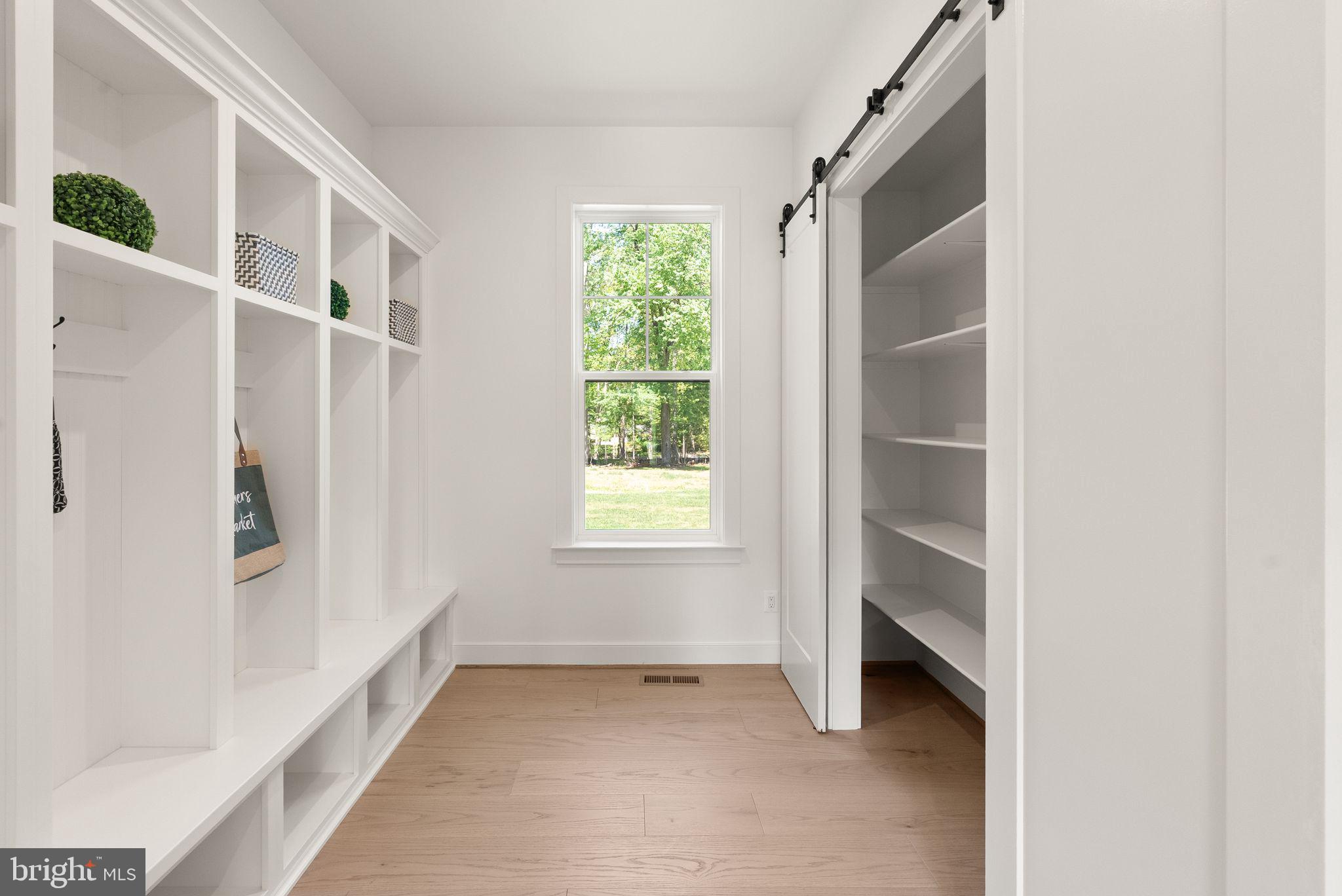 FAIRFAX FARMS - Residential