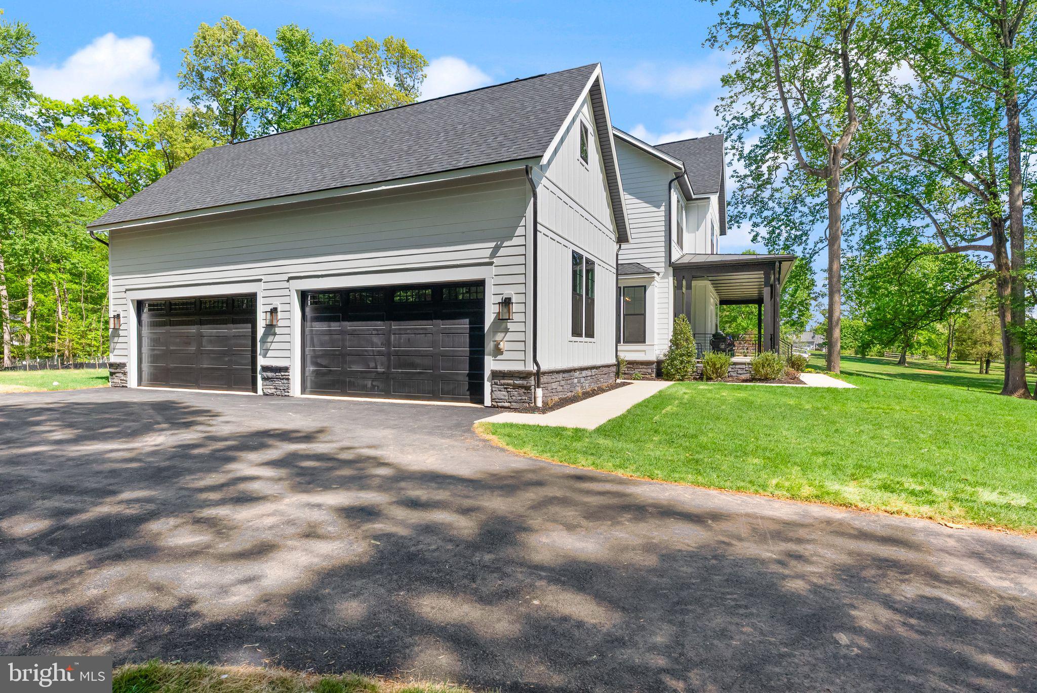 FAIRFAX FARMS - Residential