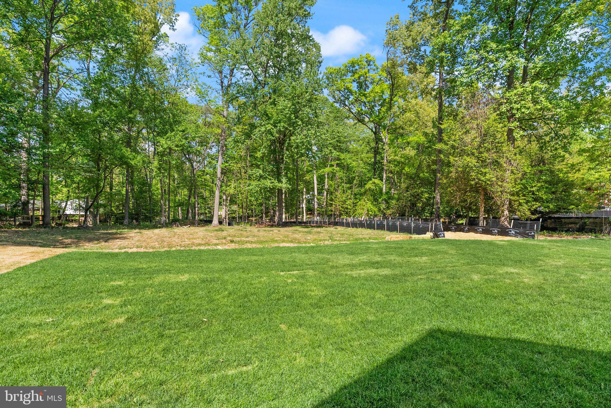 FAIRFAX FARMS - Residential