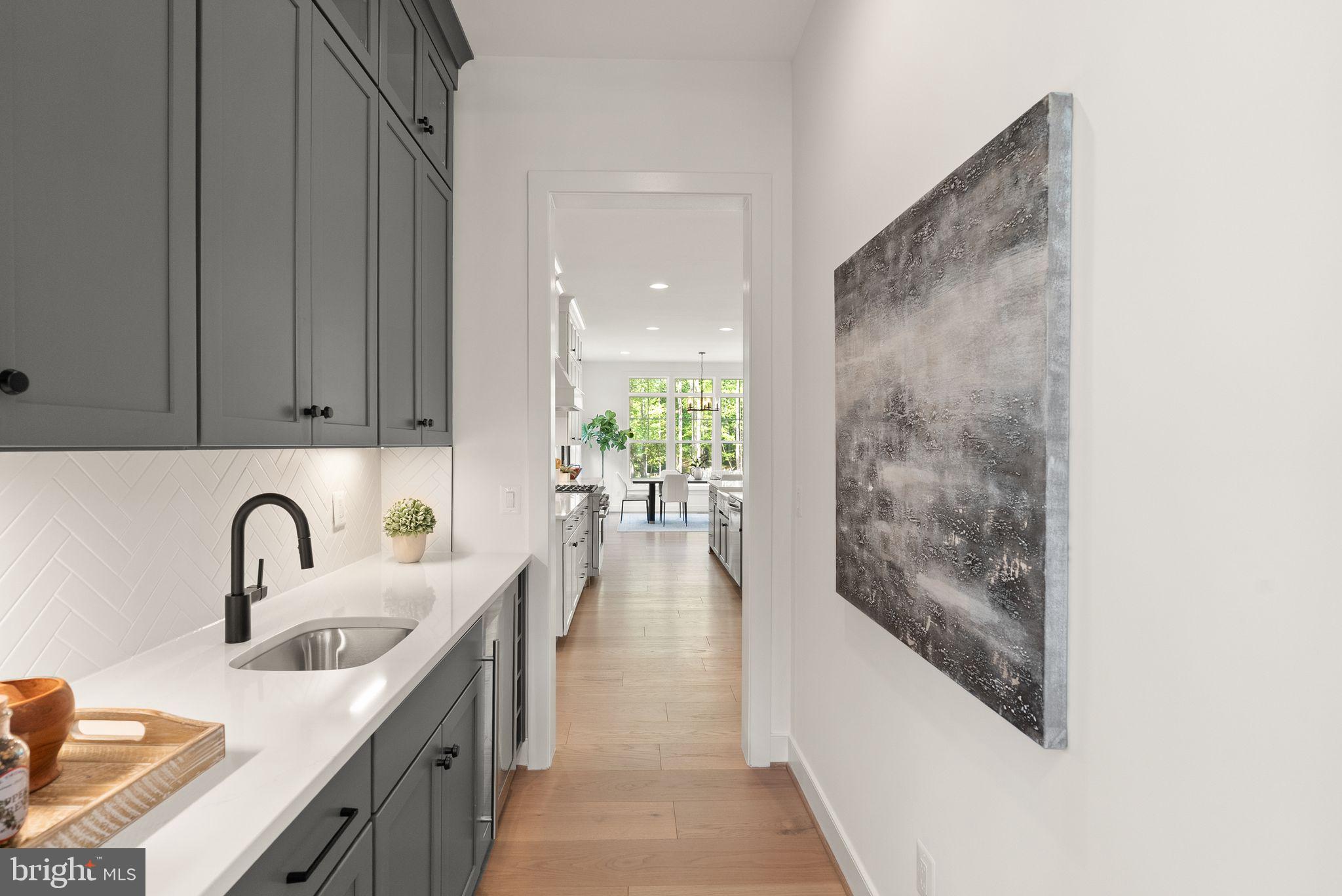 FAIRFAX FARMS - Residential