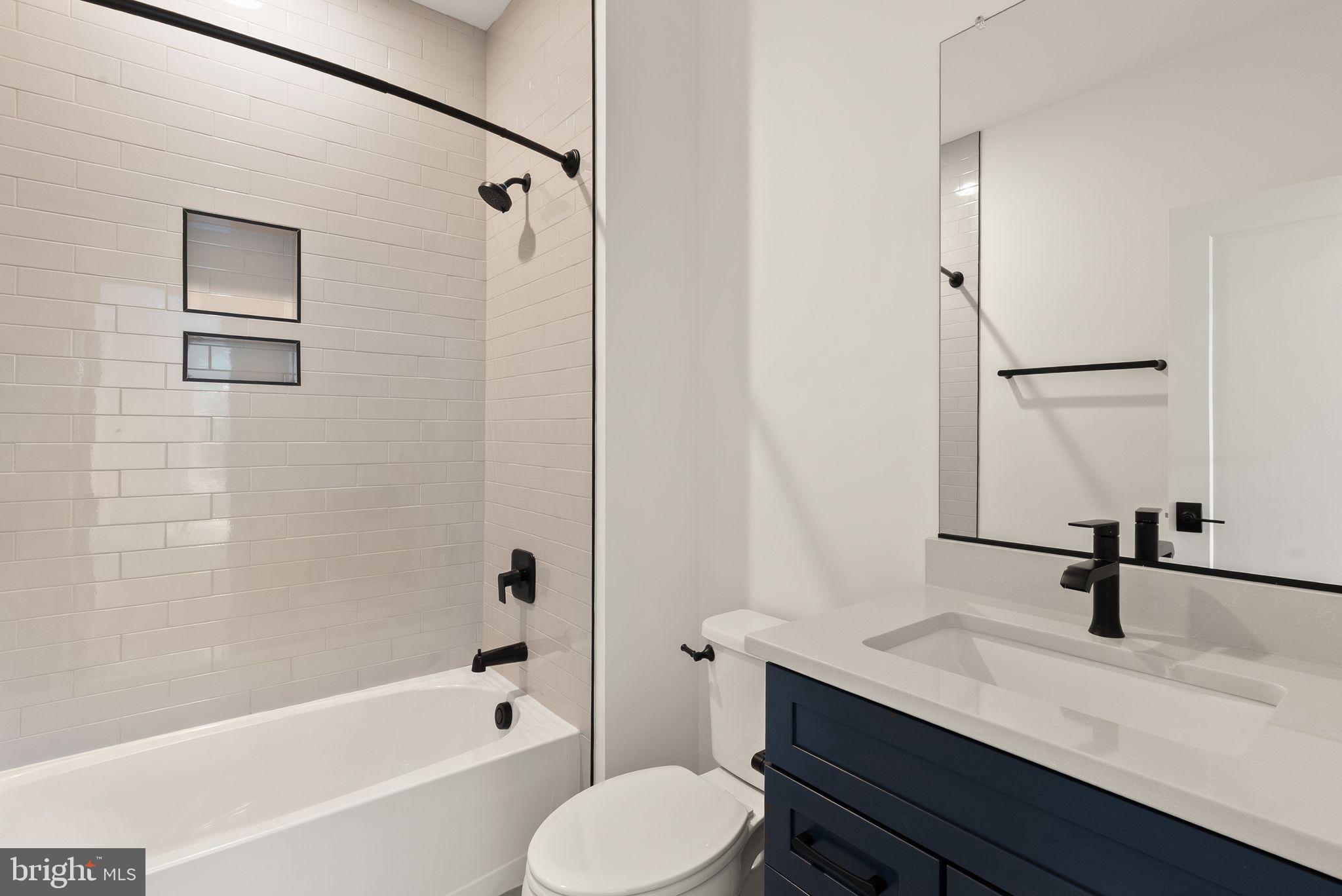 FAIRFAX FARMS - Residential