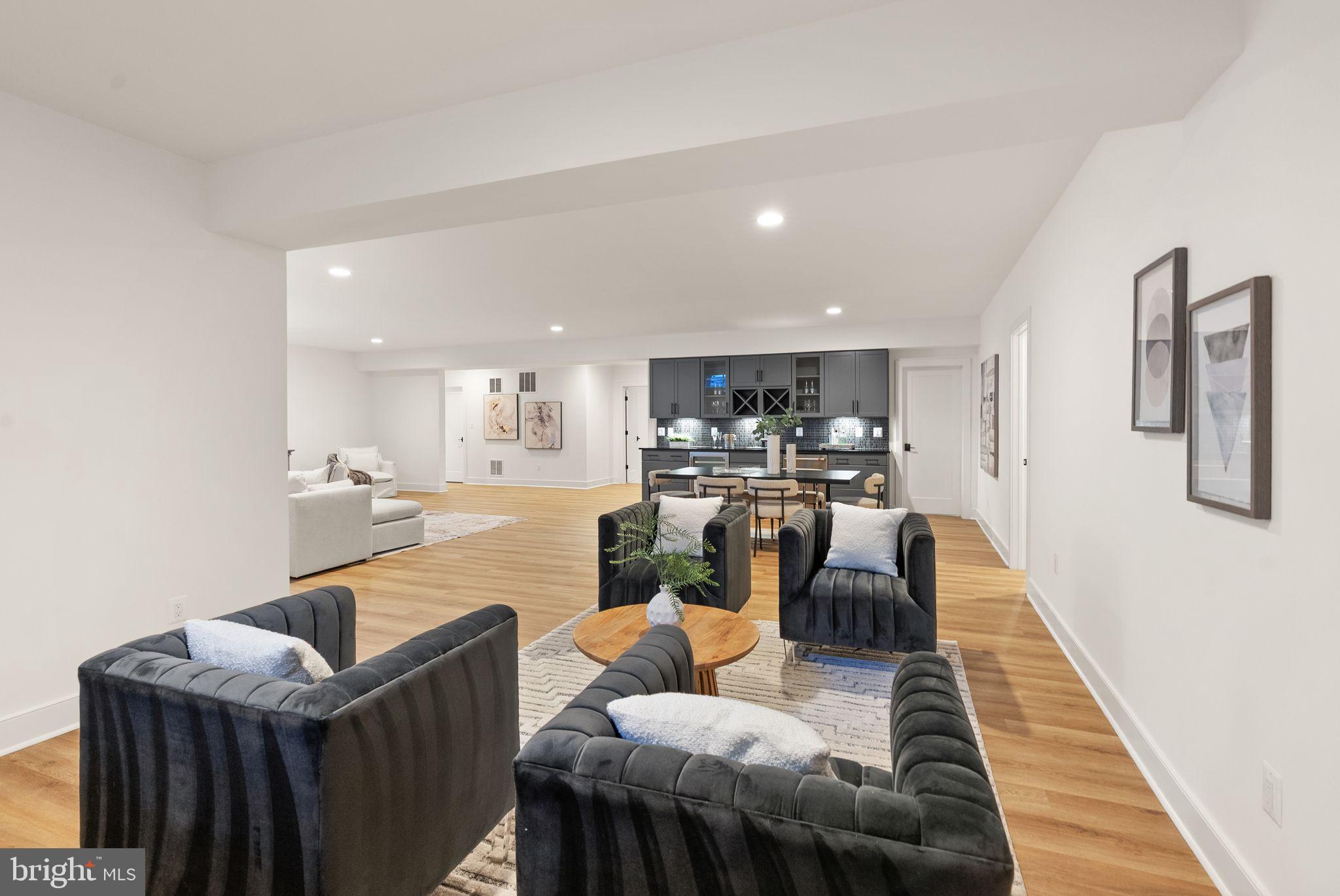 FAIRFAX FARMS - Residential