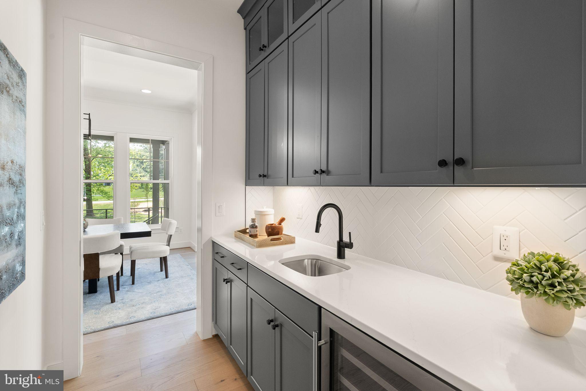 FAIRFAX FARMS - Residential