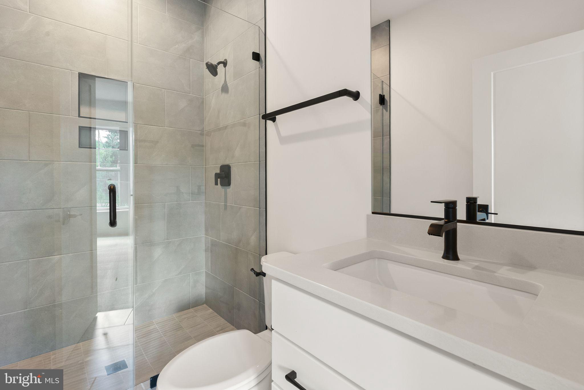 FAIRFAX FARMS - Residential