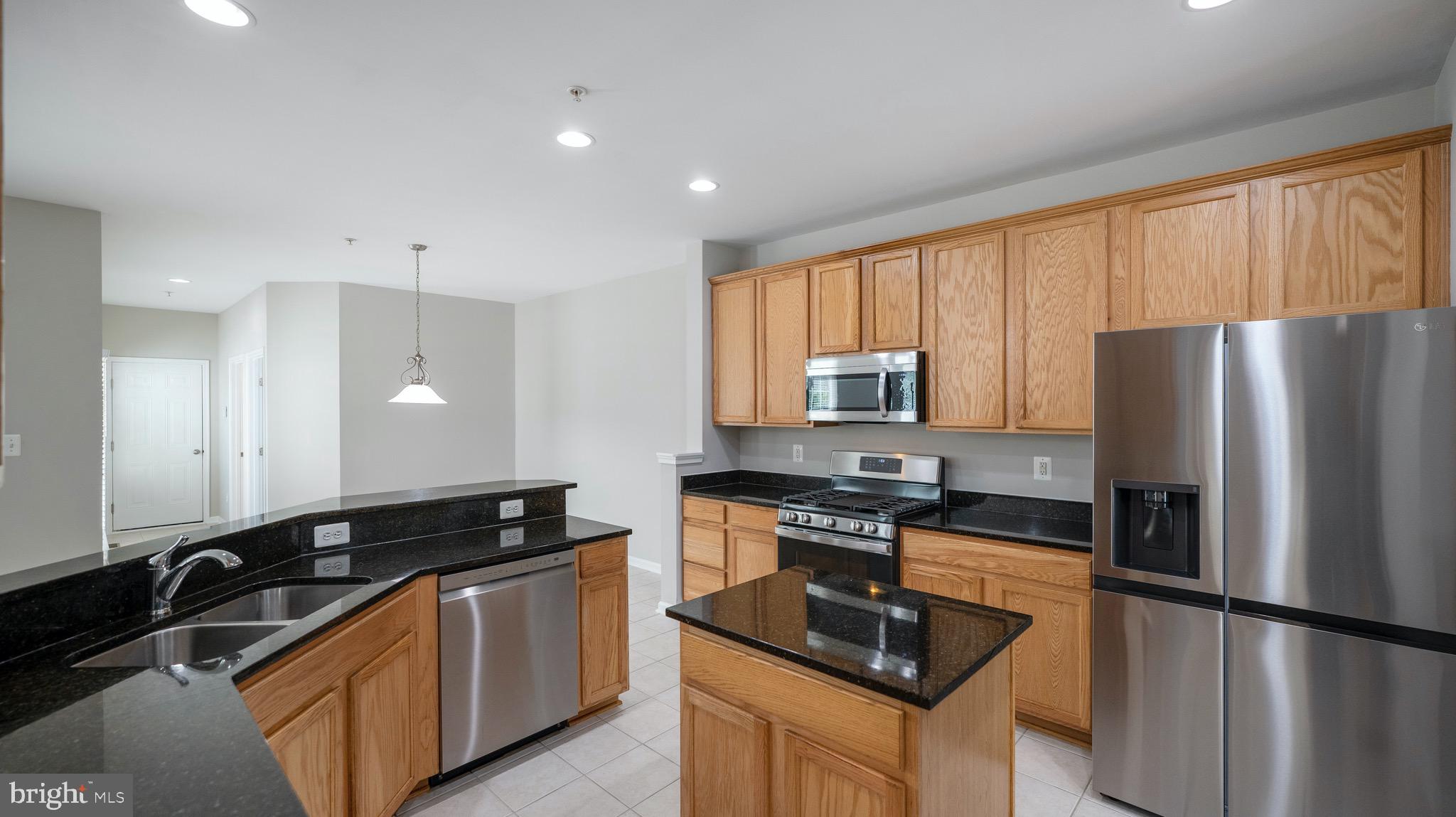 ARORA HILLS - Residential