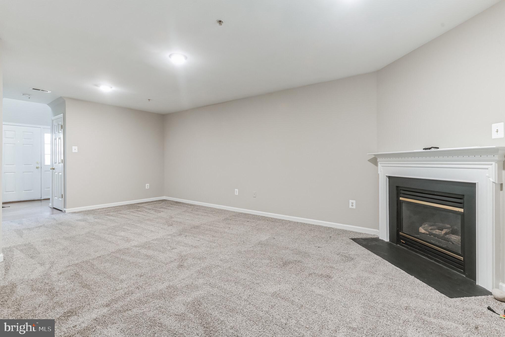 WOODVIEW VILLAGE WEST - Residential Lease