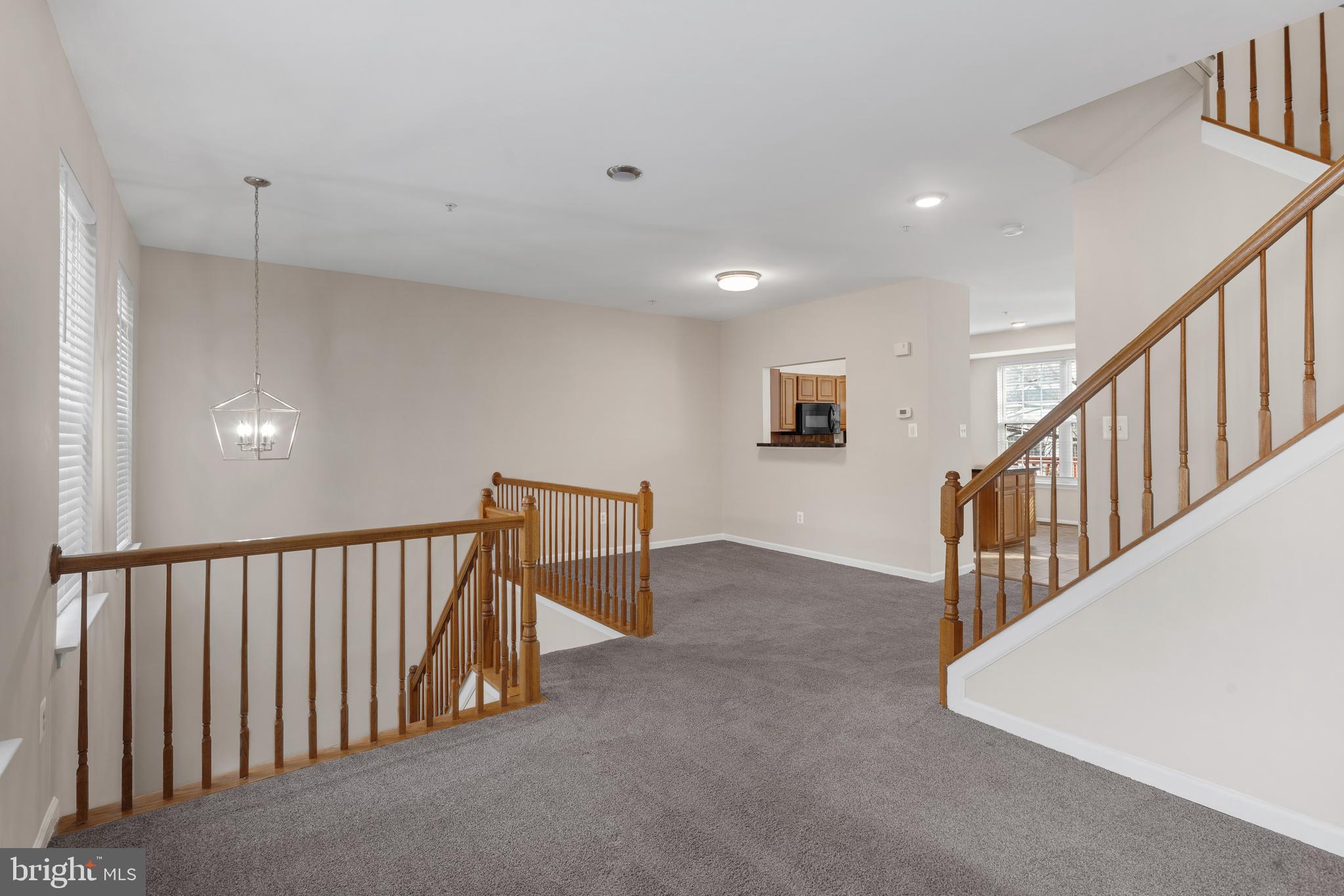 WOODVIEW VILLAGE WEST - Residential Lease