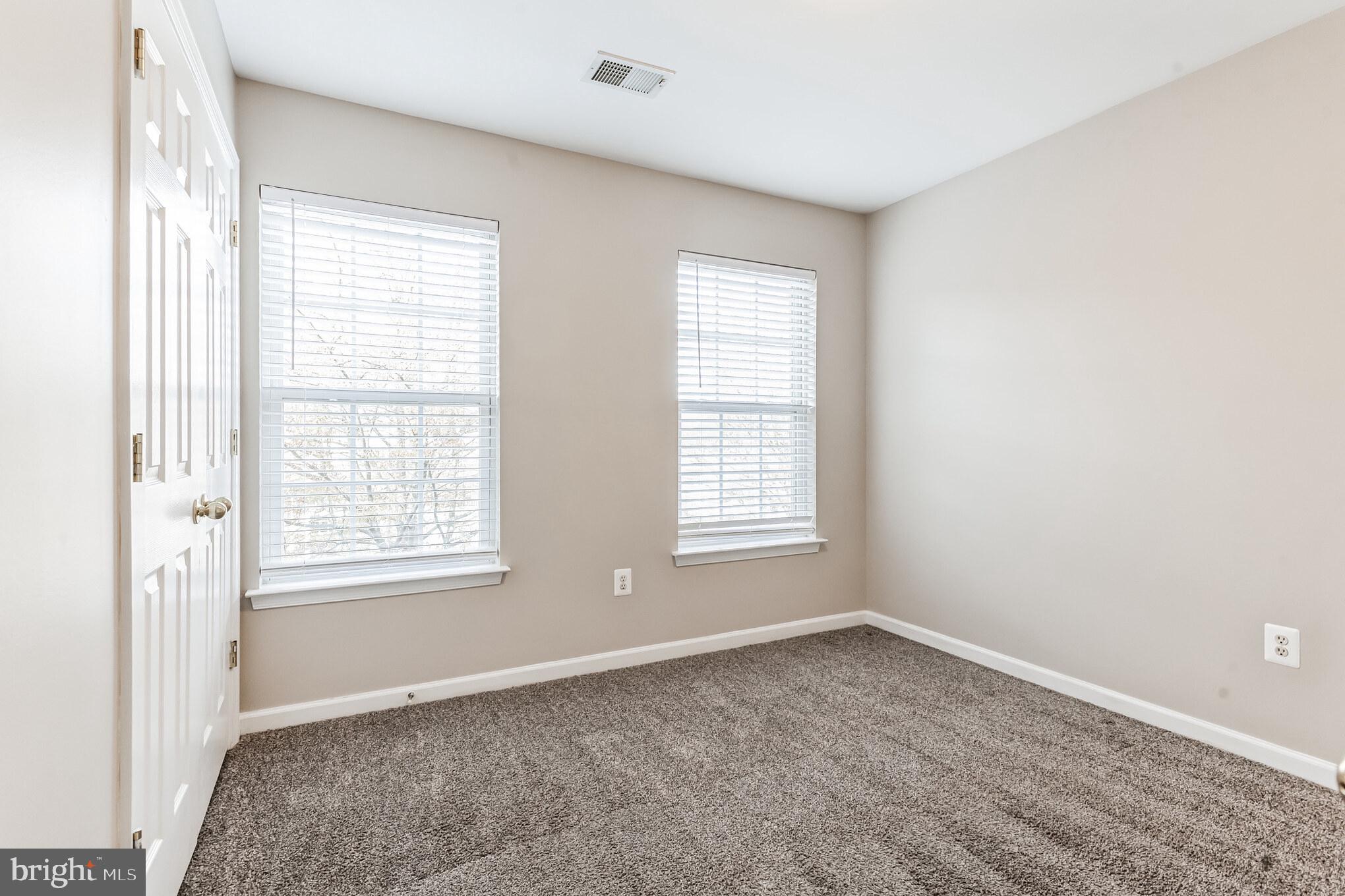 WOODVIEW VILLAGE WEST - Residential Lease