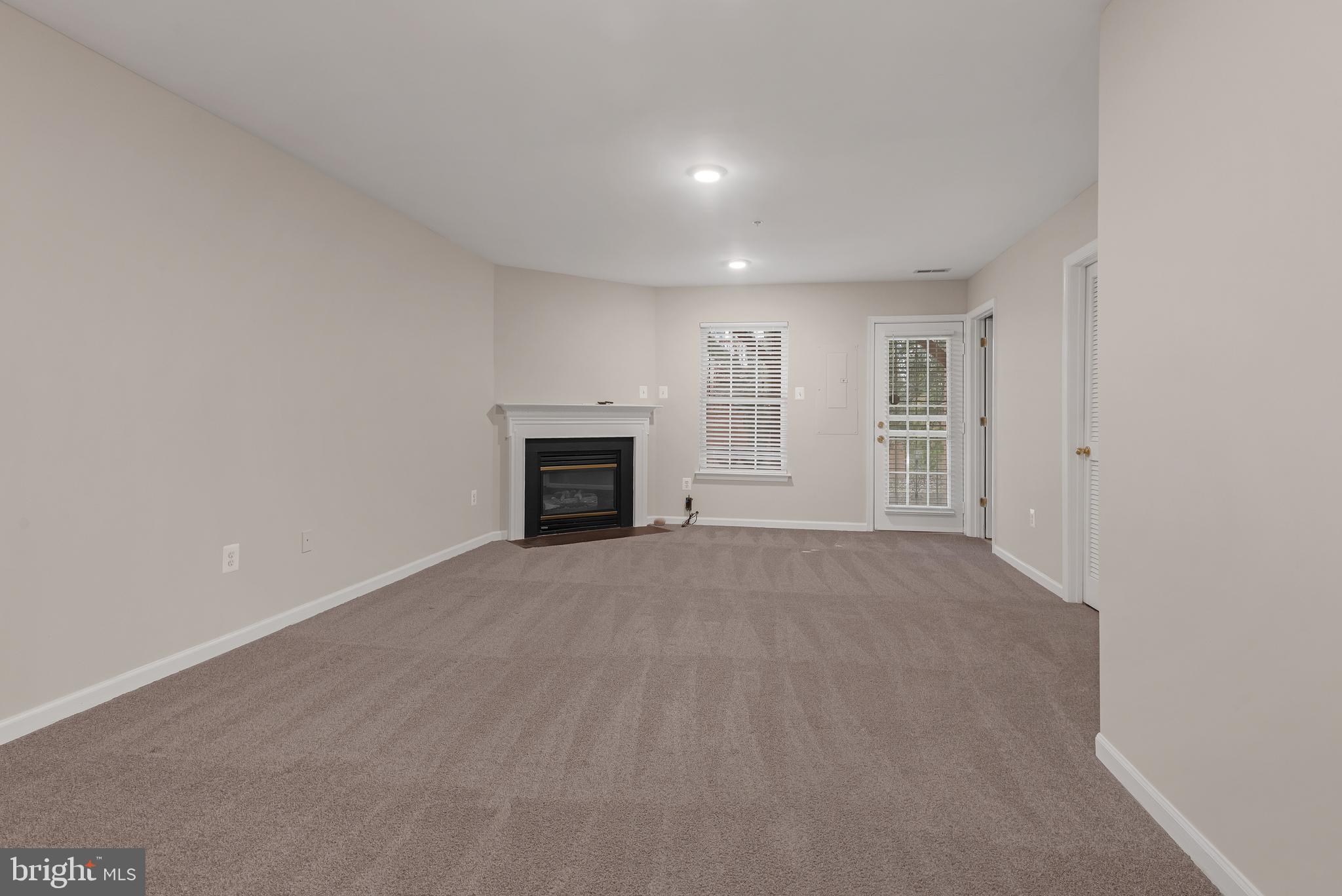 WOODVIEW VILLAGE WEST - Residential Lease