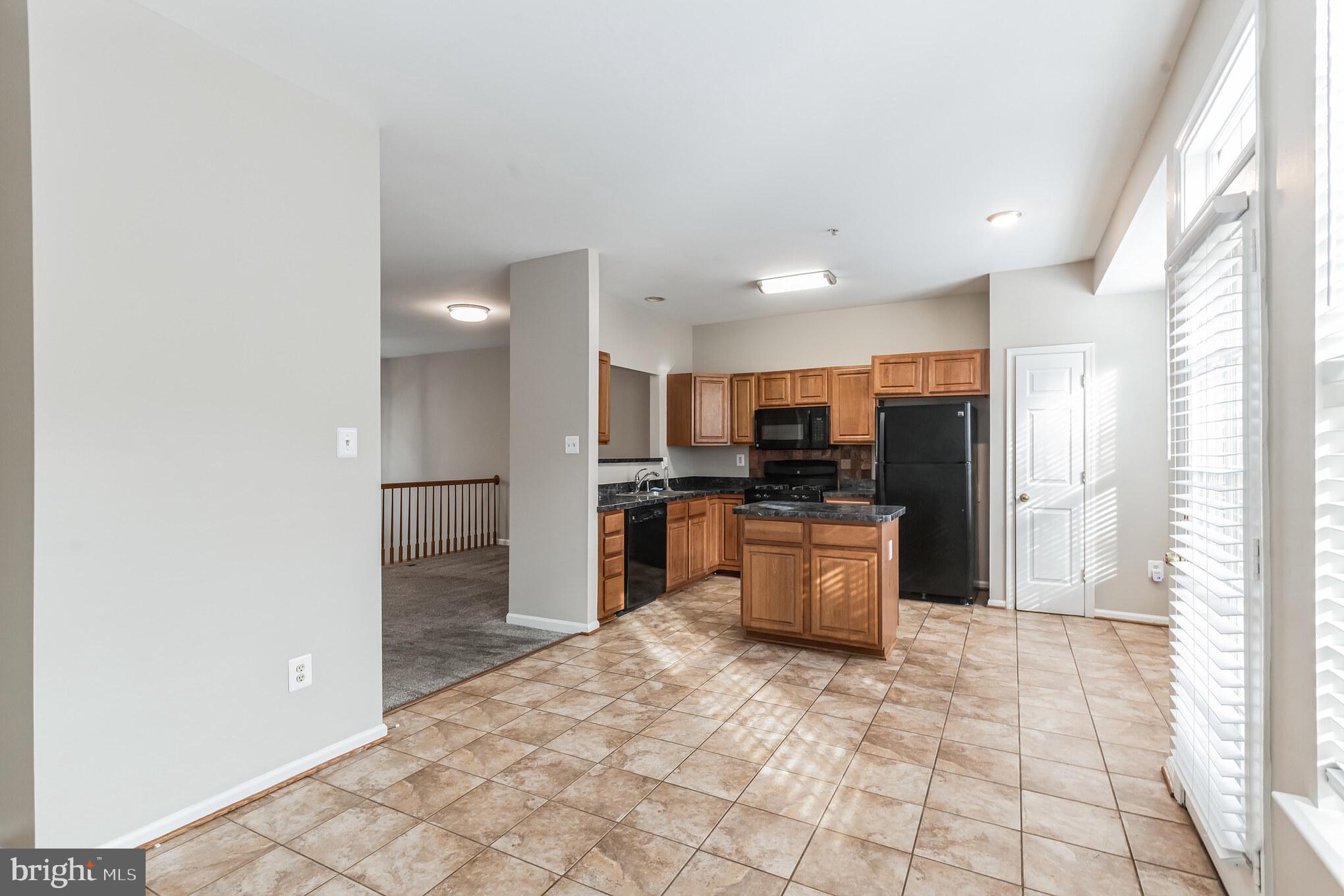 WOODVIEW VILLAGE WEST - Residential Lease