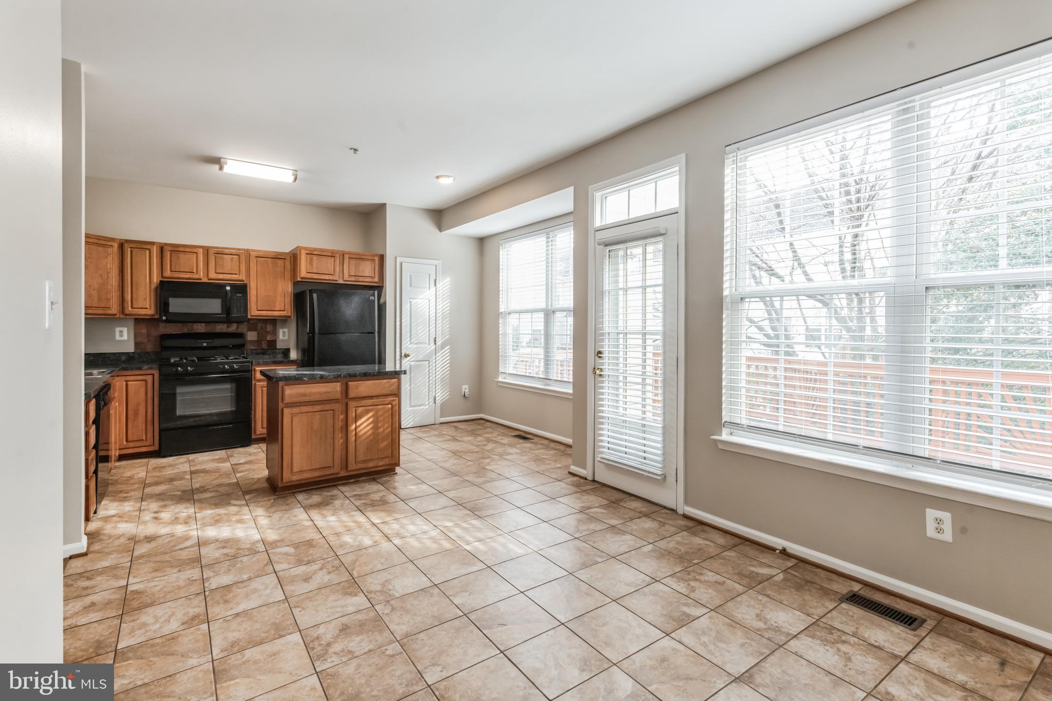 WOODVIEW VILLAGE WEST - Residential Lease