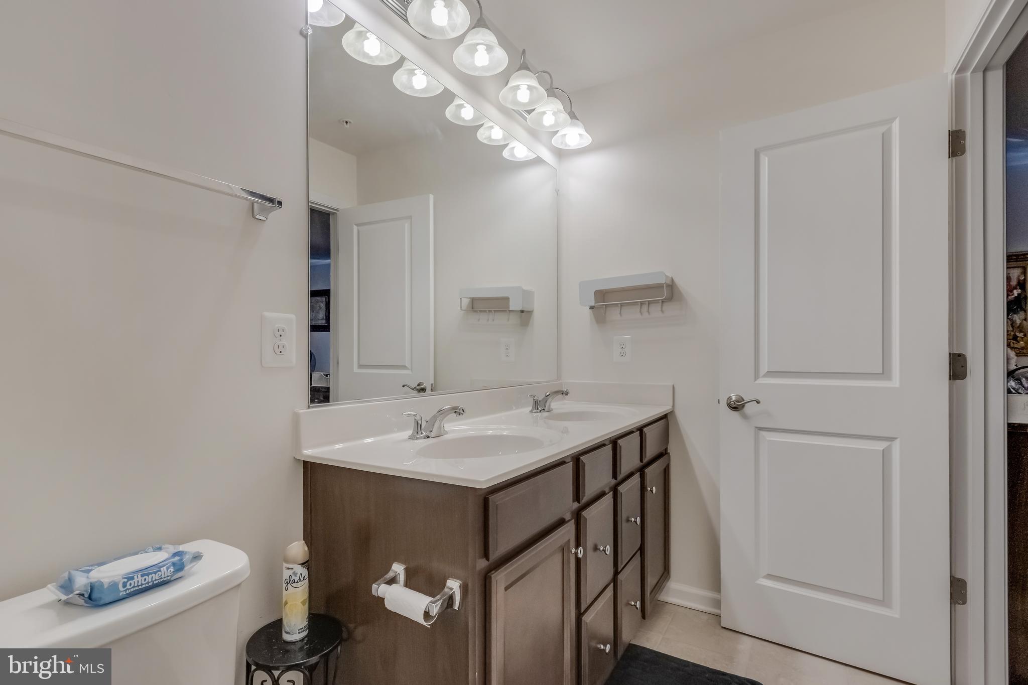 PINEBROOK TOWNHOMES - Residential