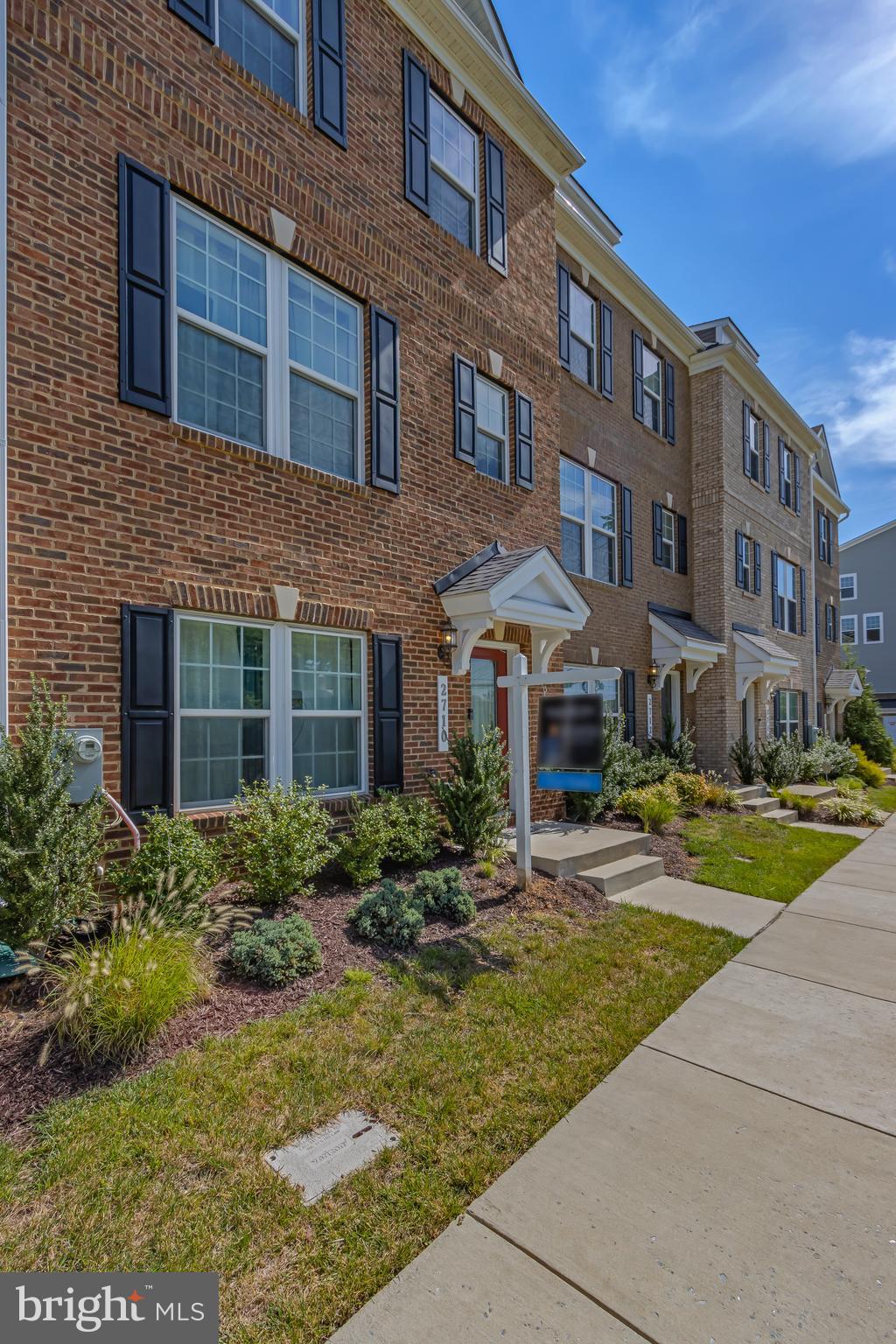 PINEBROOK TOWNHOMES - Residential