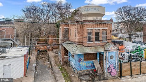 1145 THURMAN STREET CAMDEN NJ 08104