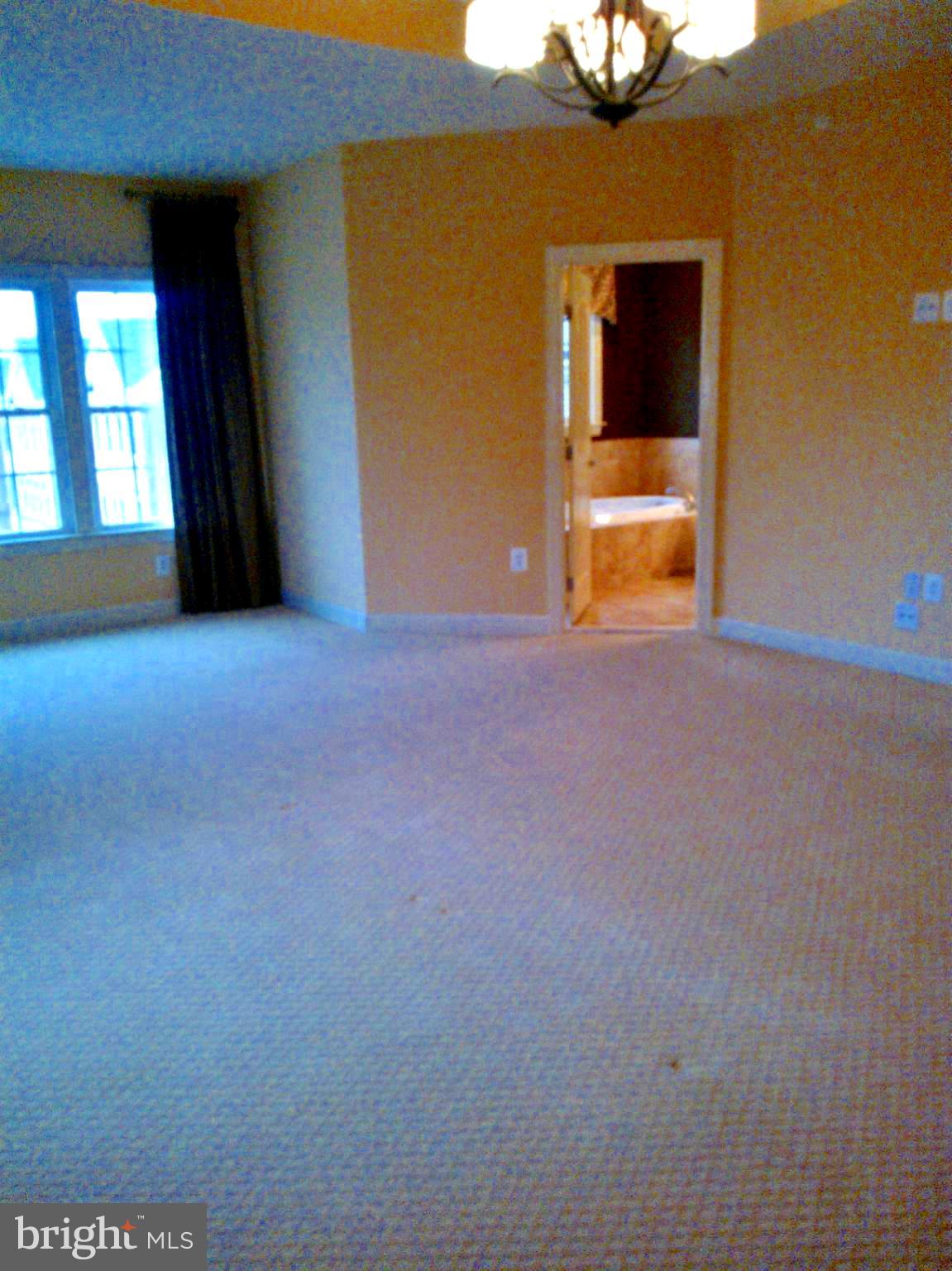 FAIRWOOD-PHASE 2-PLAT 10 - Residential Lease